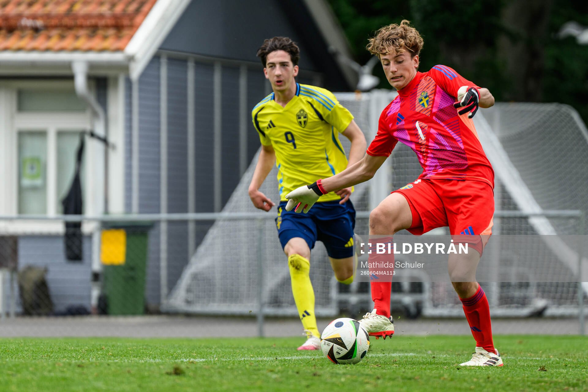 Elion Imeri and goalkeeper Elton Otto