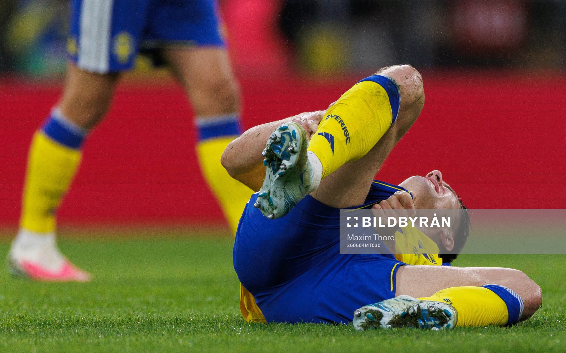 Viktor Gyökeres of Sweden in pain