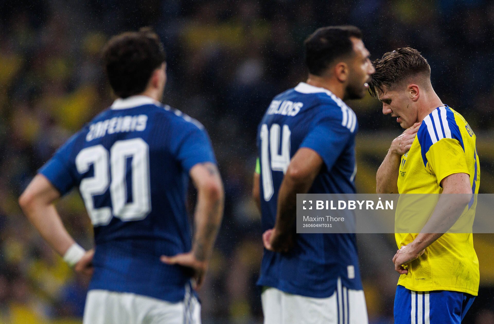Viktor Gyökeres of Sweden in pain
