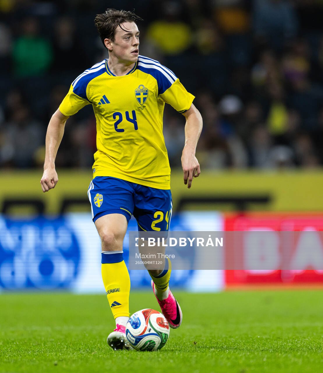 Elliot Stroud of Sweden