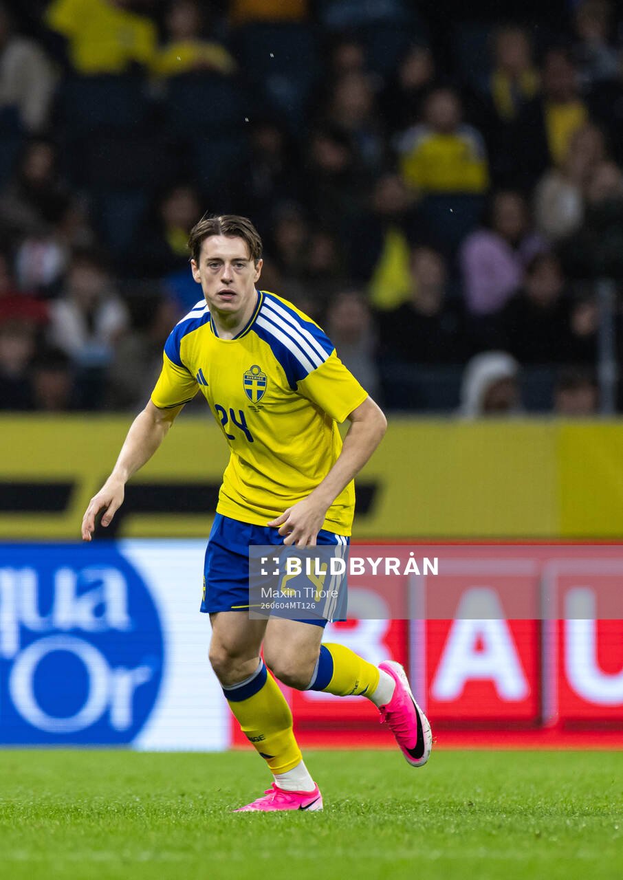 Elliot Stroud of Sweden
