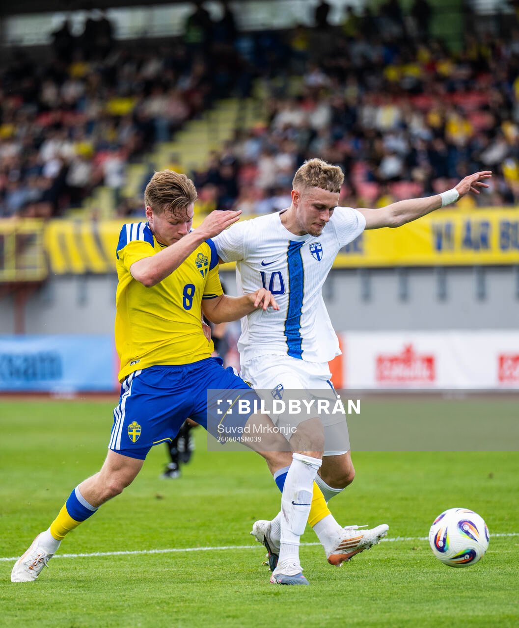 Victor Svensson of Sweden and Jimi Tauriainen of Finland