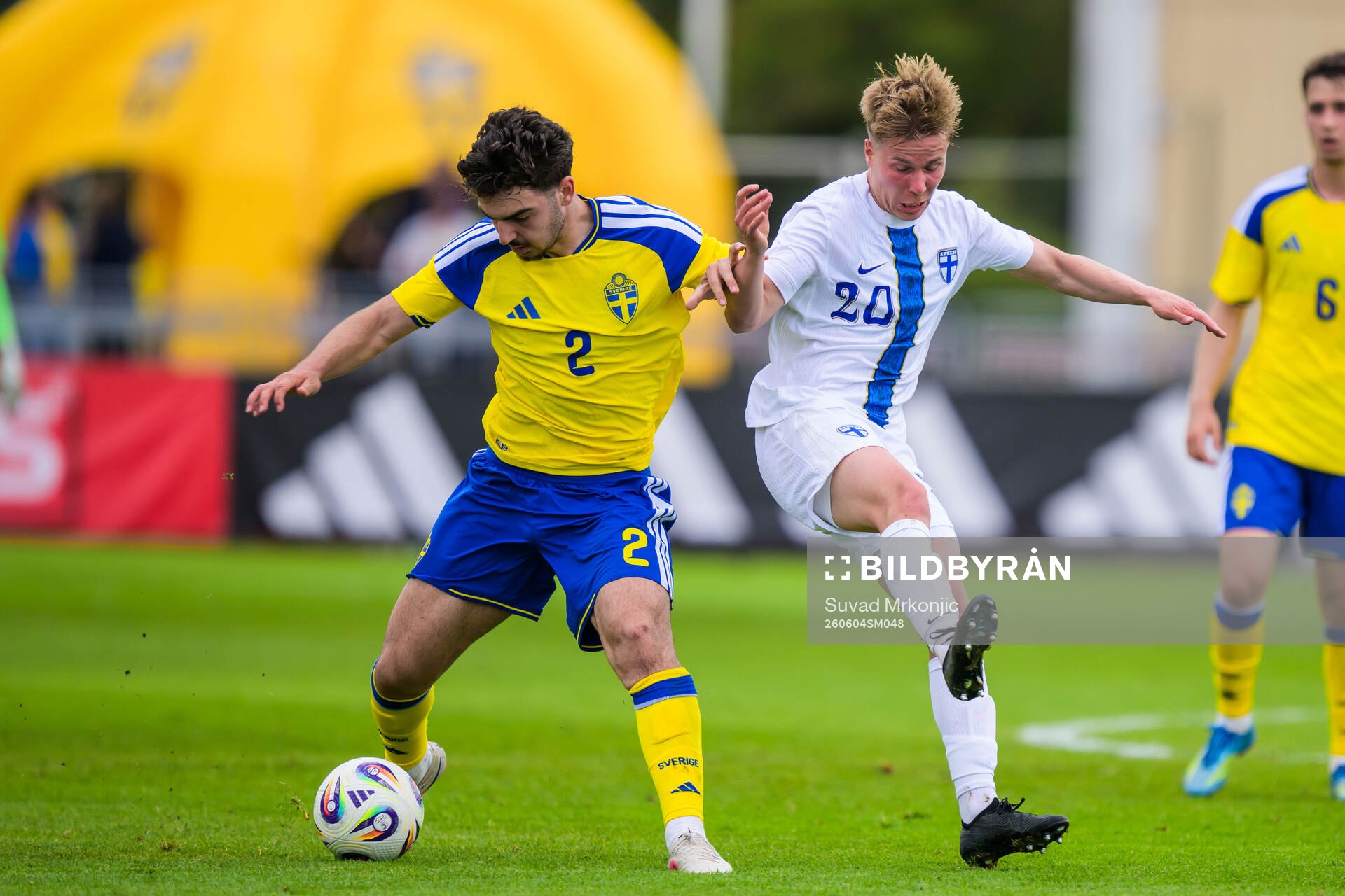 Bleon Kurtulus of Sweden and Otso Liimatta of Finland