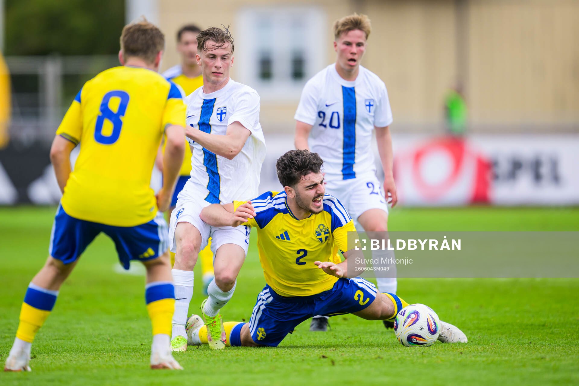 Marius Söderbäck of Finland and Bleon Kurtulus of Sweden