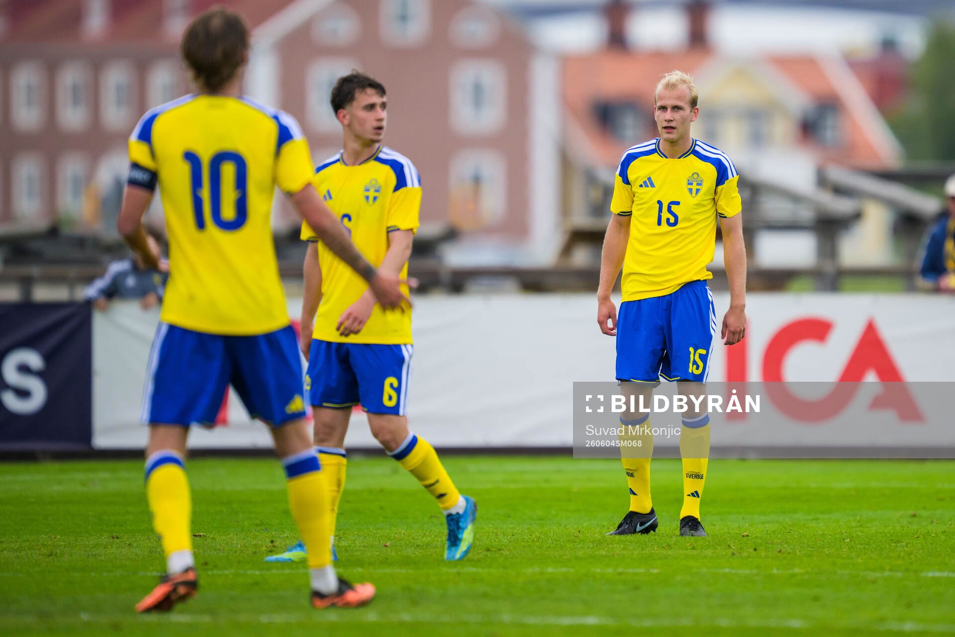 Kenan Busuladzic and Harry Hilvenius of Sweden looks