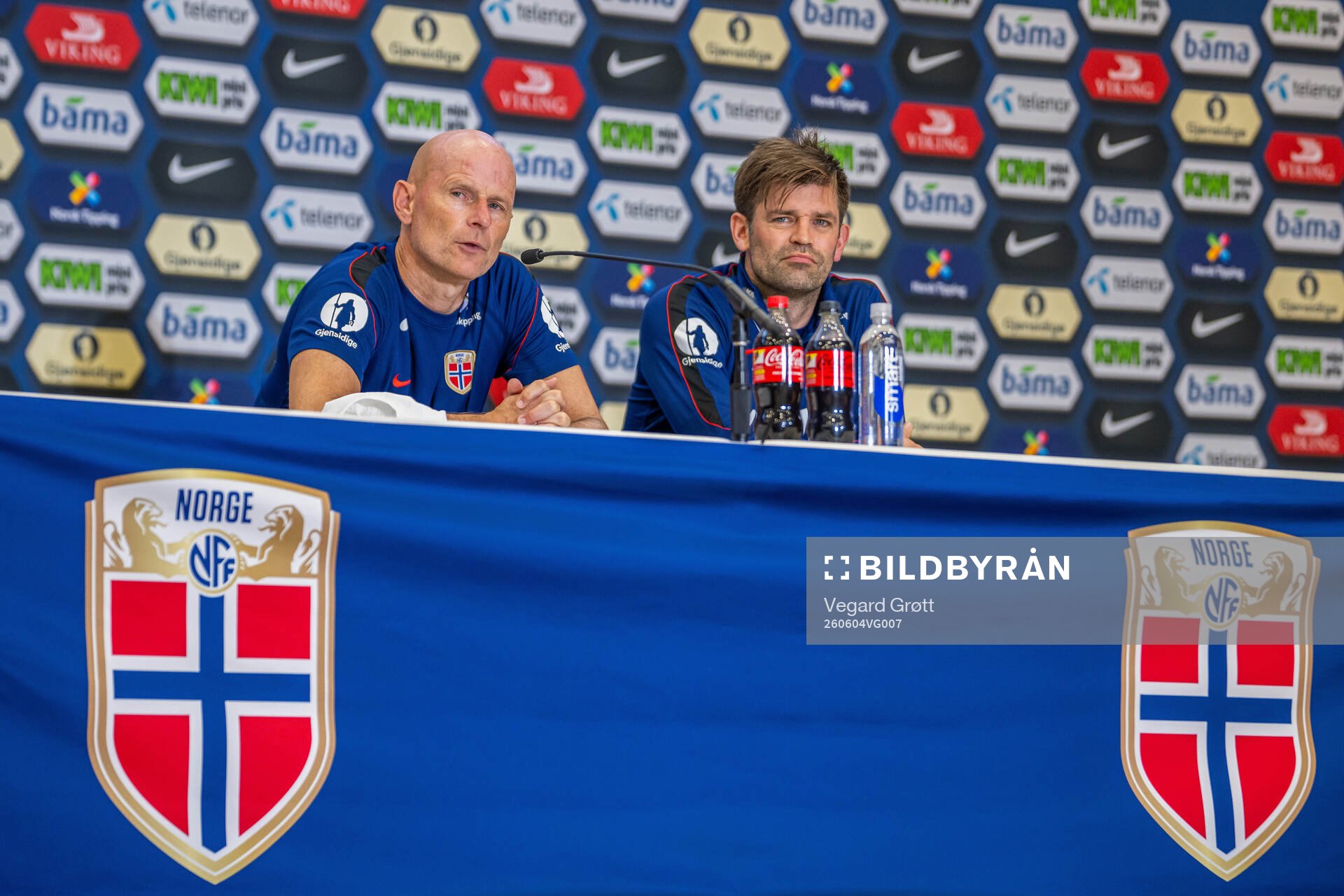 Head coach Ståle Solbakken and press officer Morten