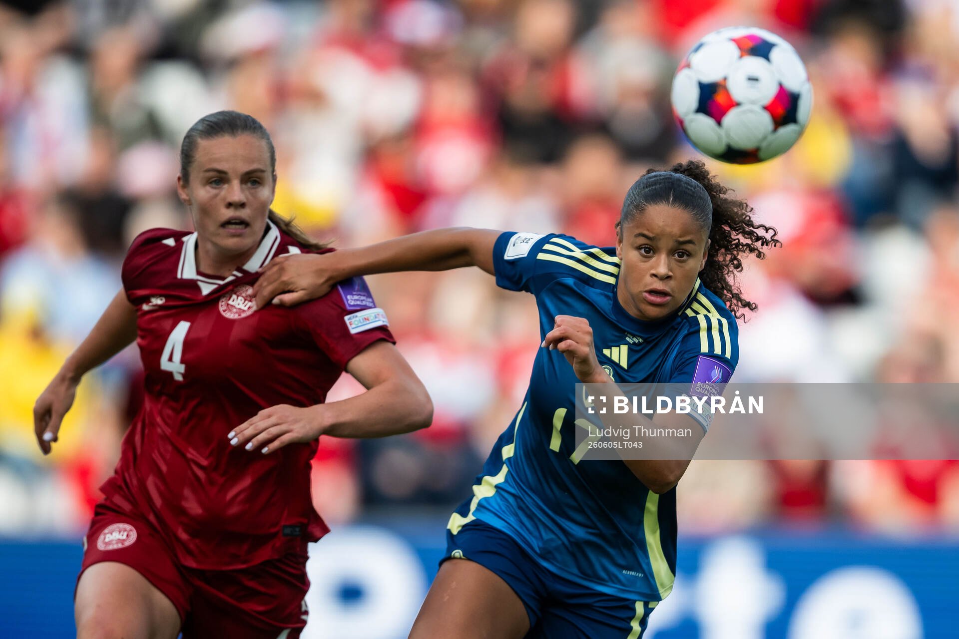 Emma Skou Færge of Denmark and Felicia Schröder of Sweden