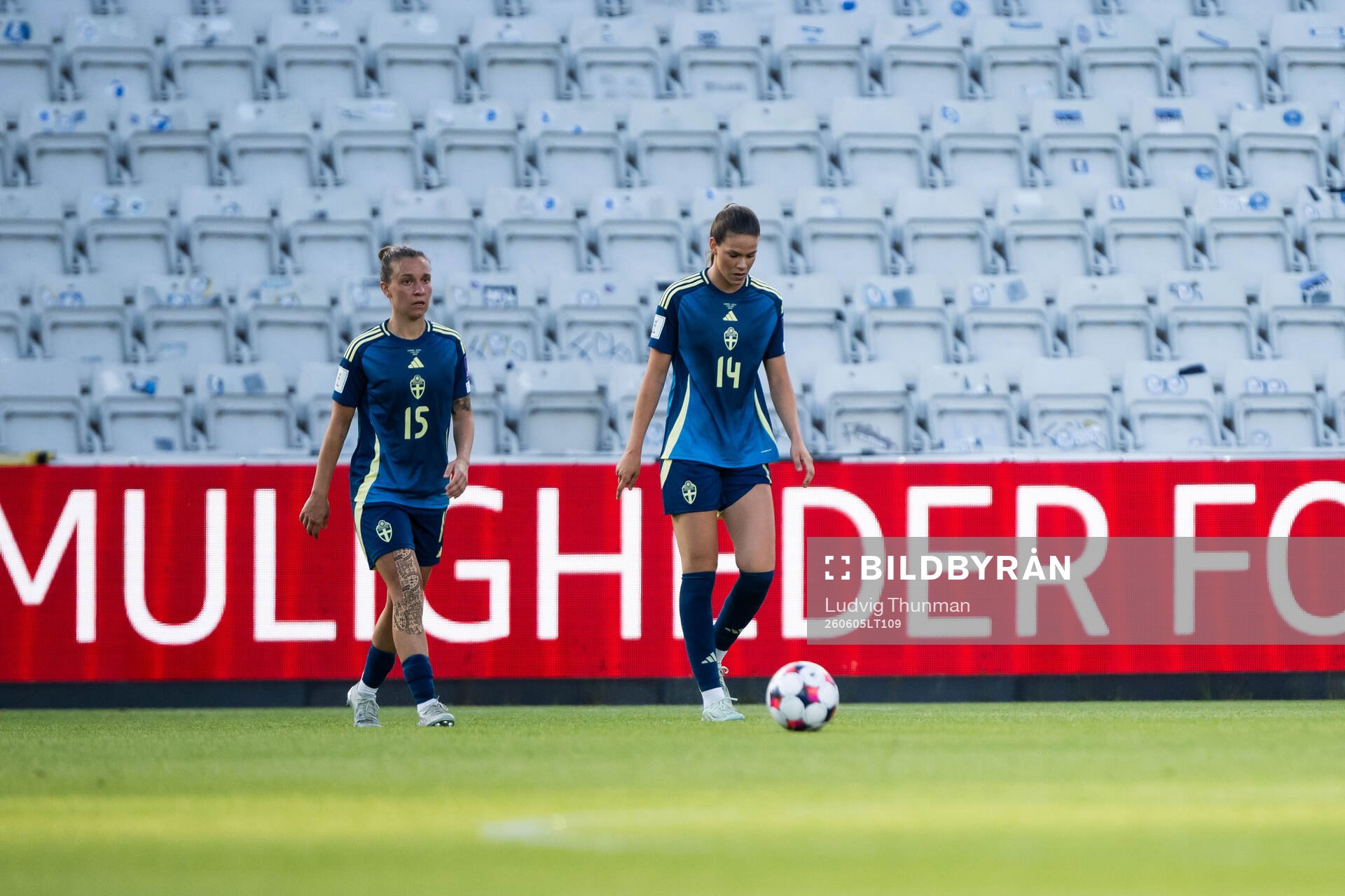Julia Zigiotti Olme and Bella Andersson of Sweden look