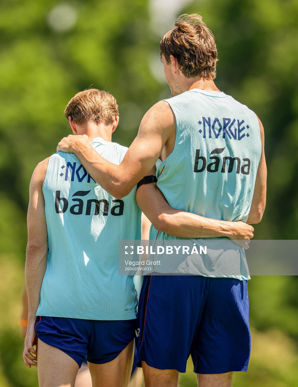 Martin Ødegaard and Sander Berge of the Norwegian national