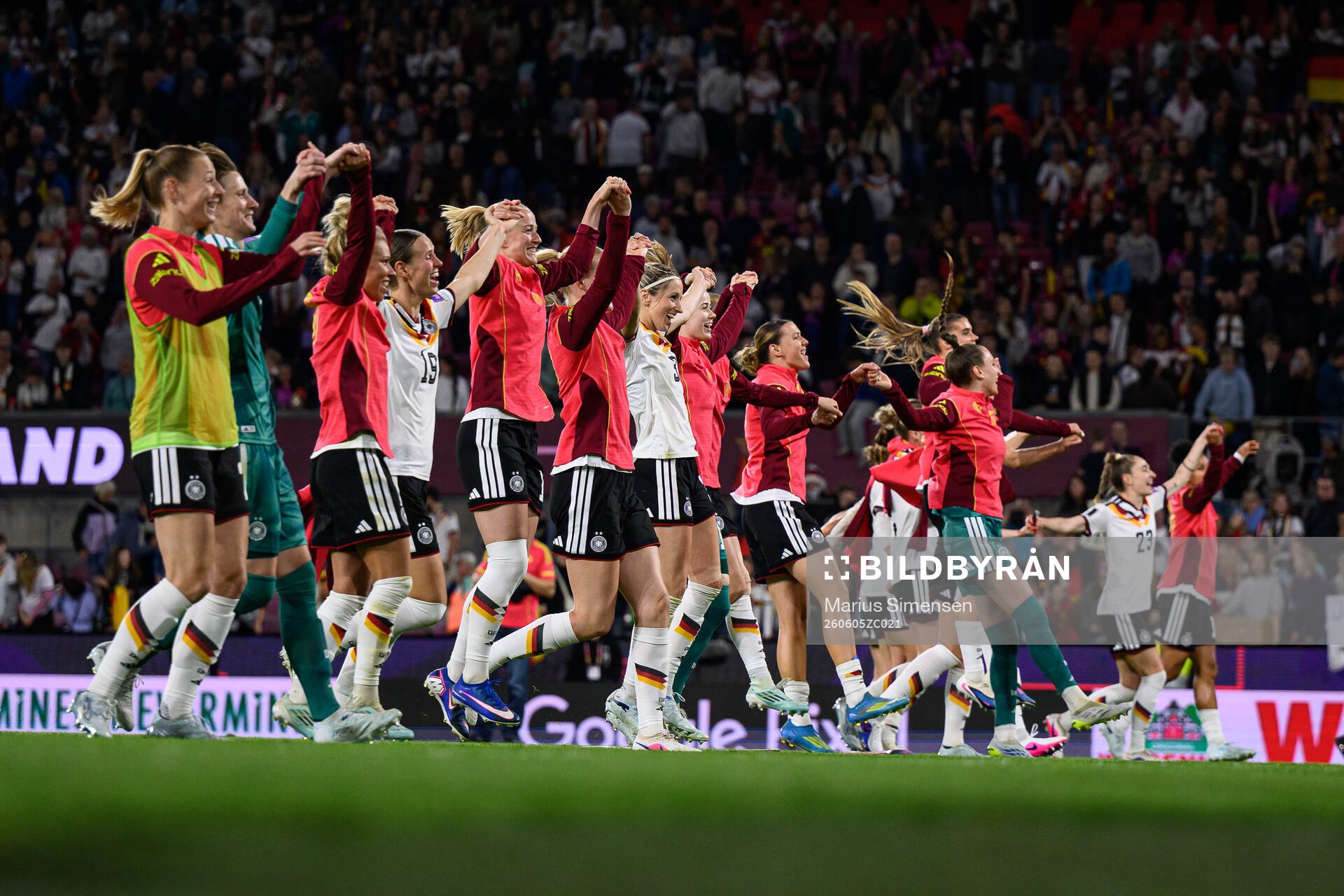 Players of Germany celebrate