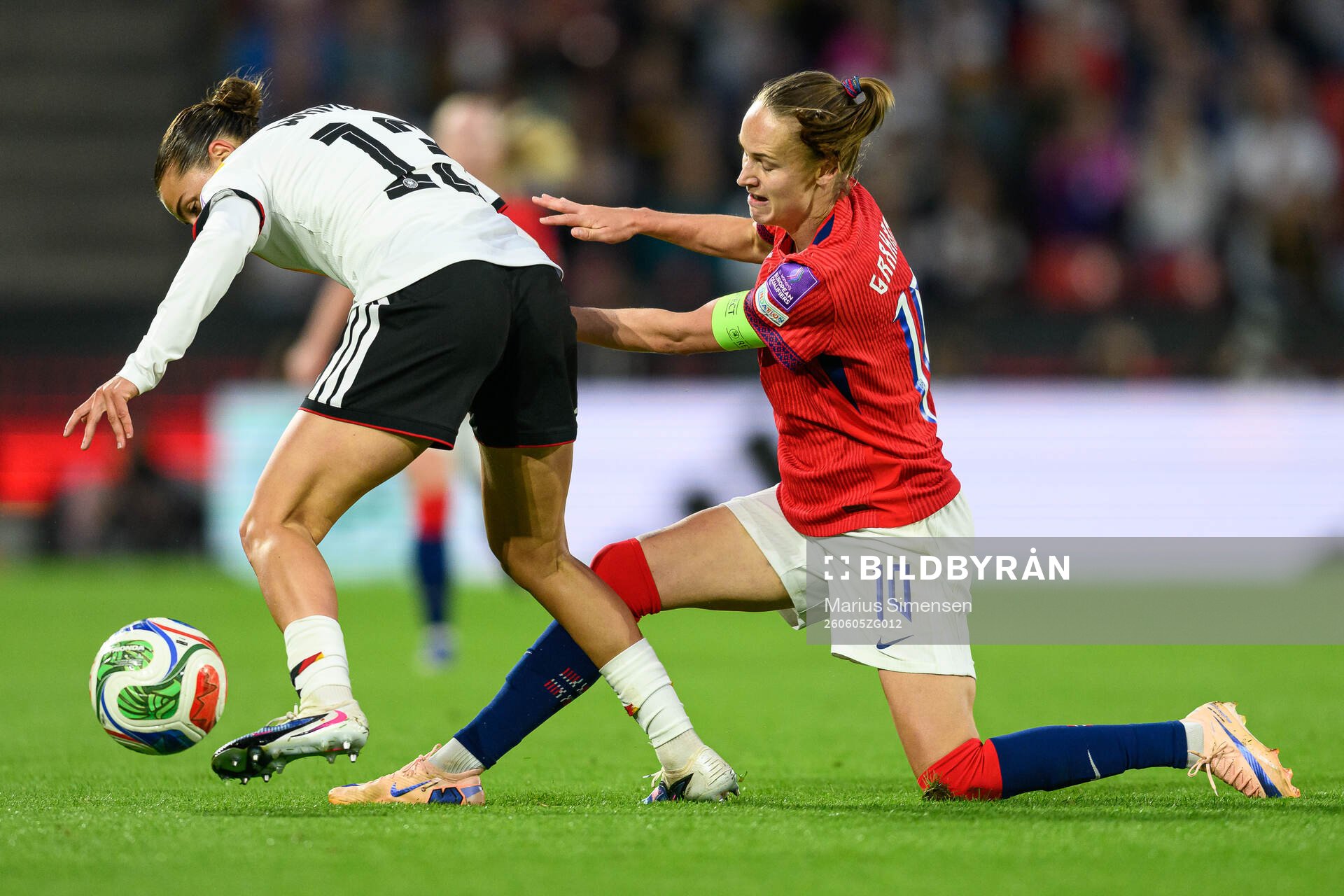 Carlotta Wamser of Germany and Caroline Graham Hansen of