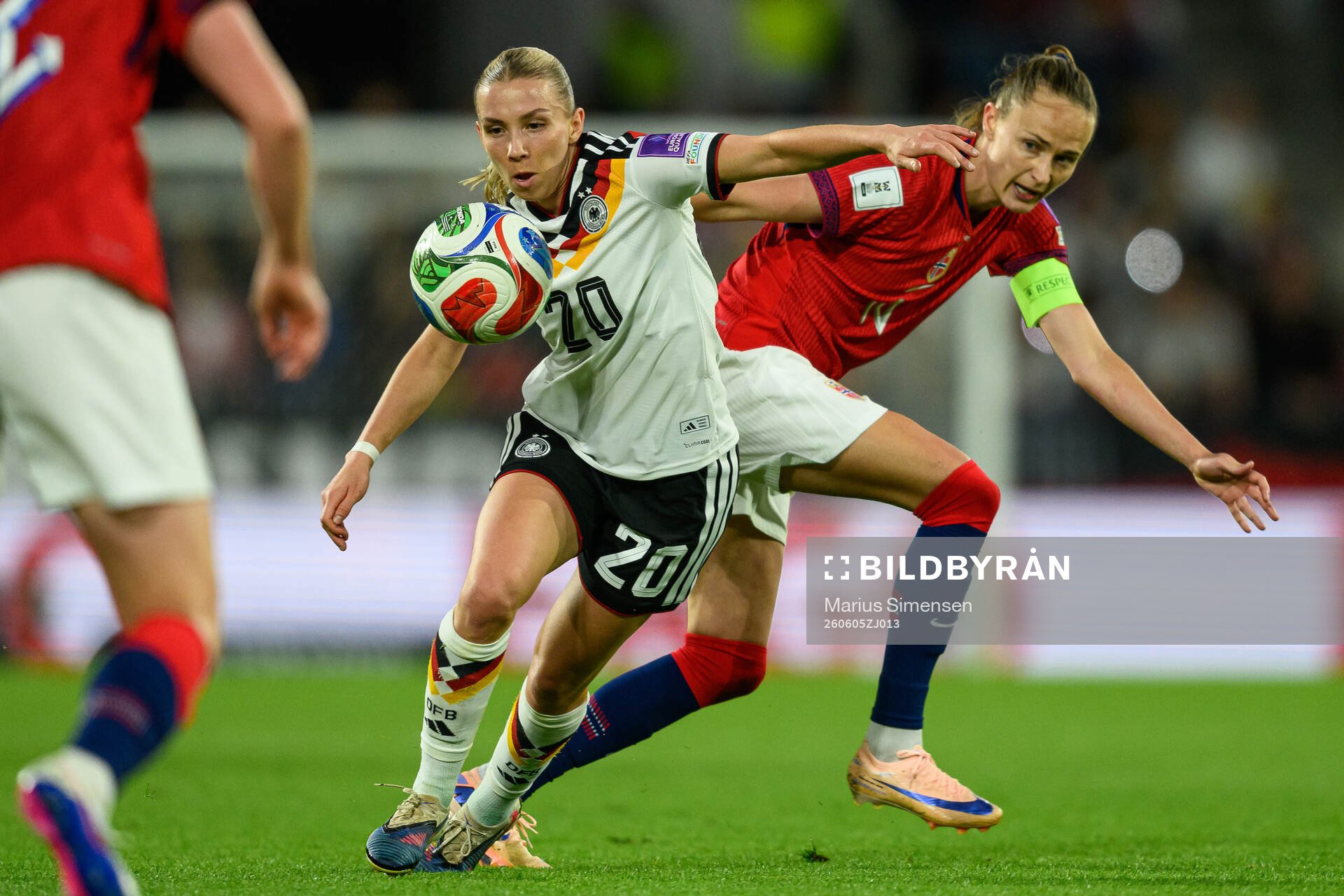 Elisa Senß of Germany and Caroline Graham Hansen of Norway