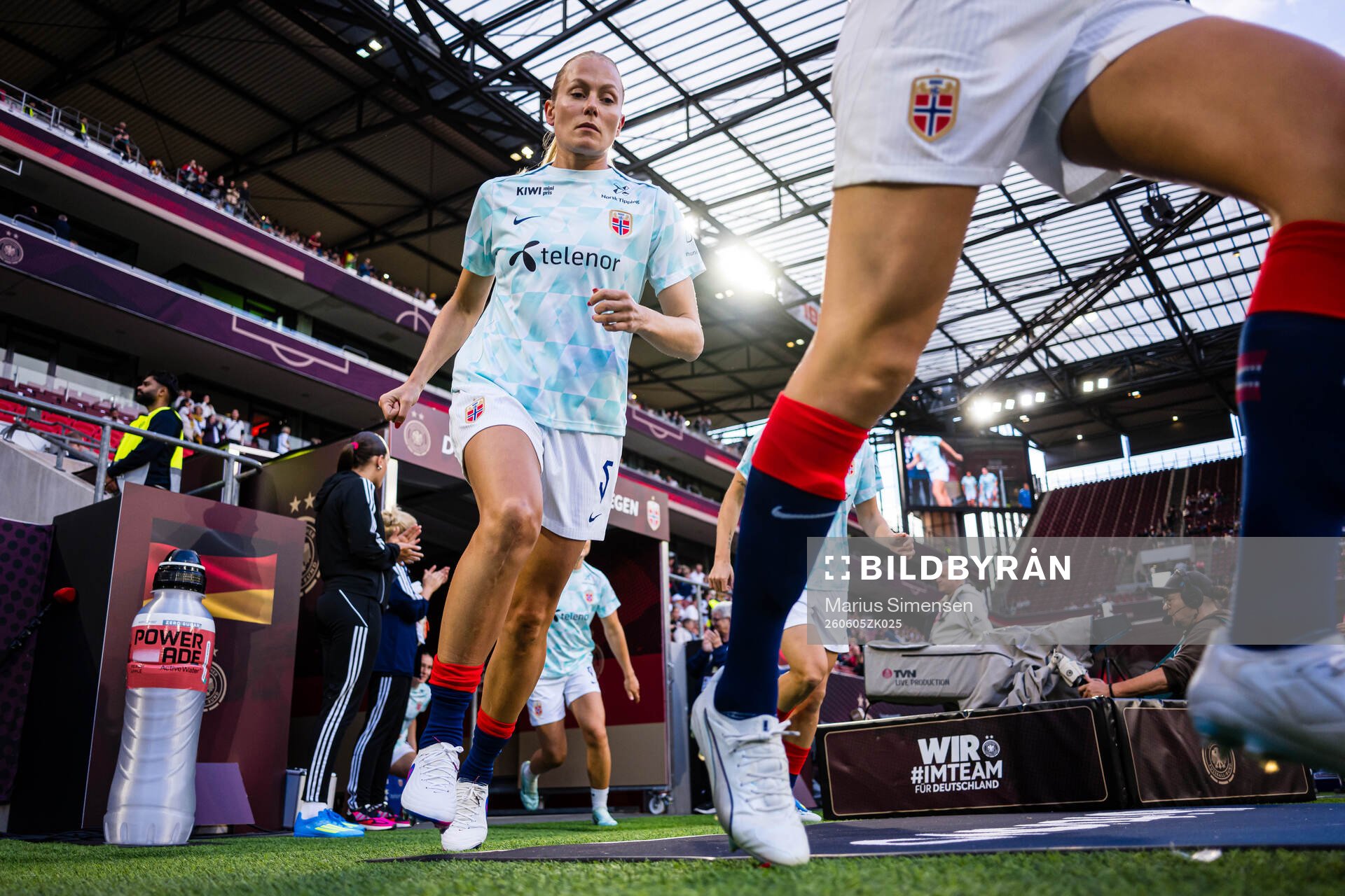 Guro Bergsvand of Norway warms up