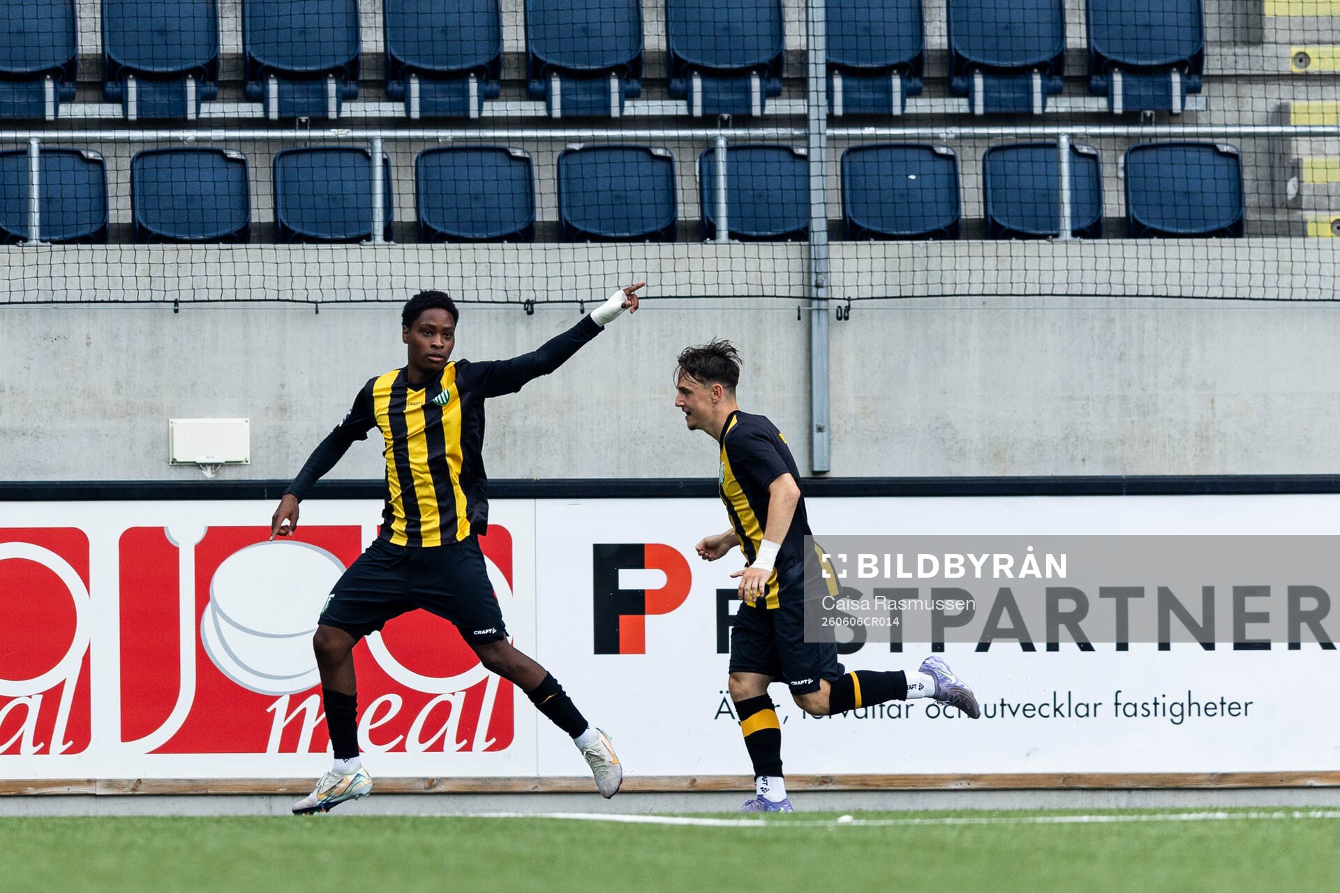 Hammarby TFFs Keyano Marrah jublar