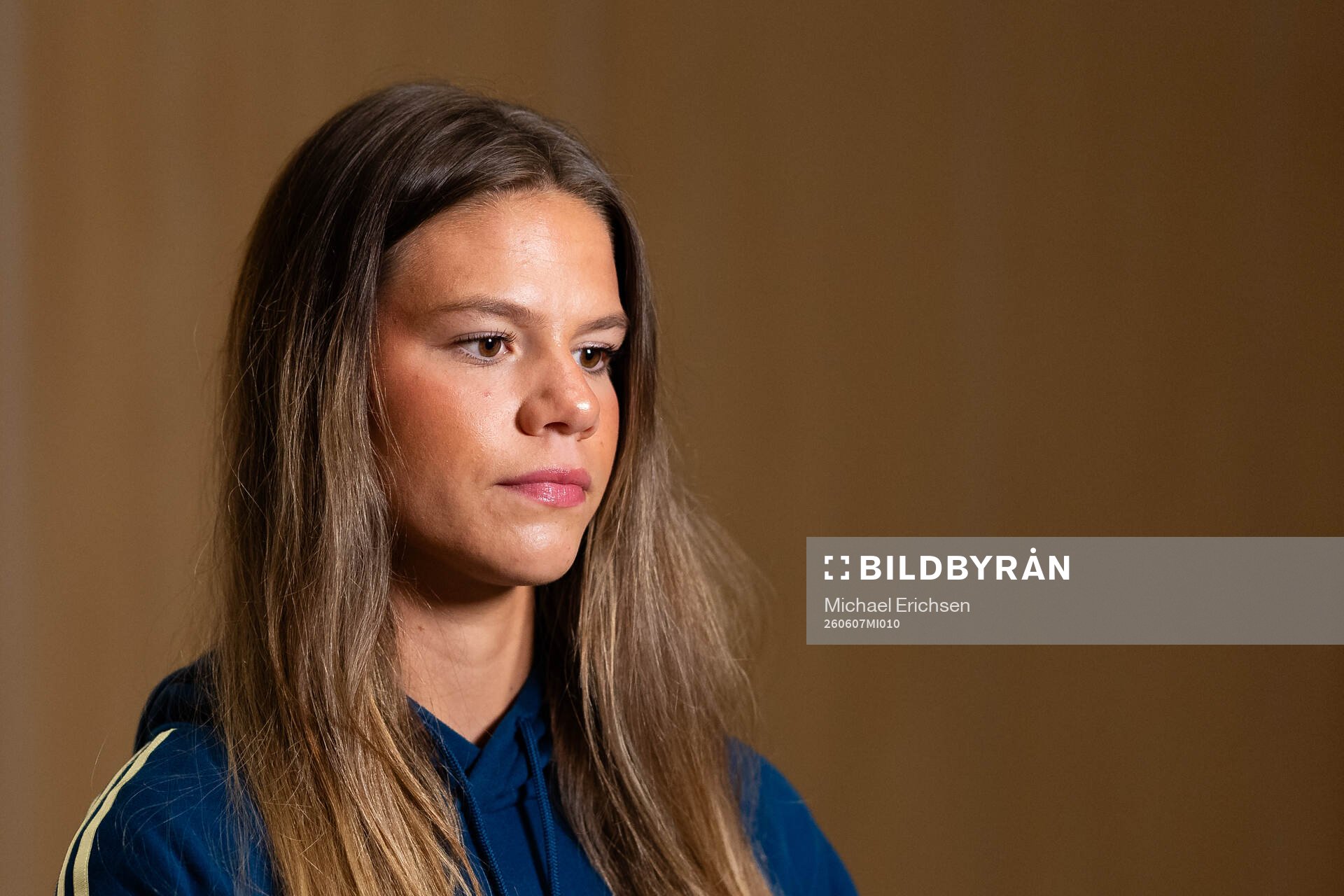 Bella Andersson at a press event with the women's national
