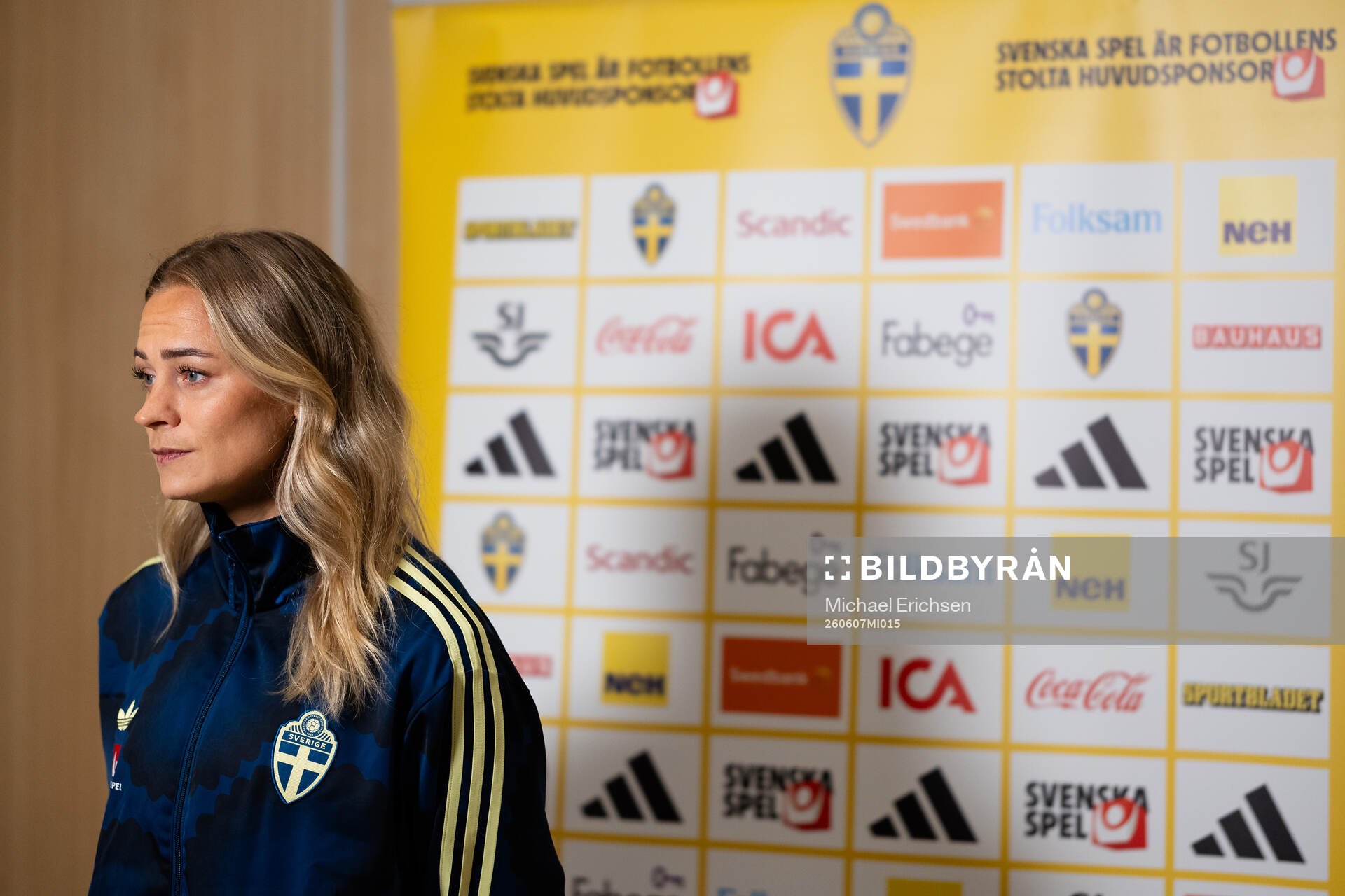 Fridolina Rolfö at a press event with the women's national