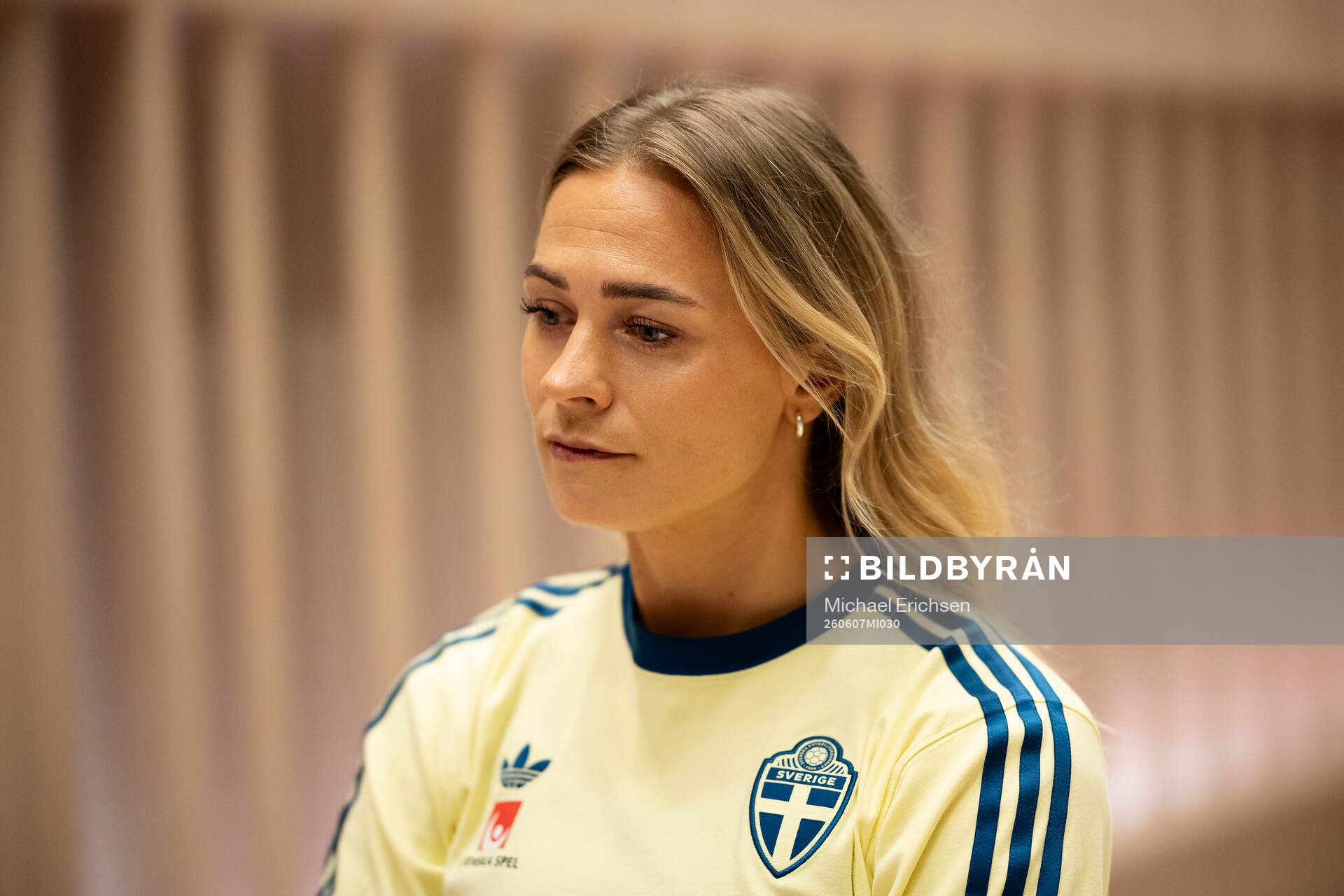 Fridolina Rolfö at a press event with the women's national