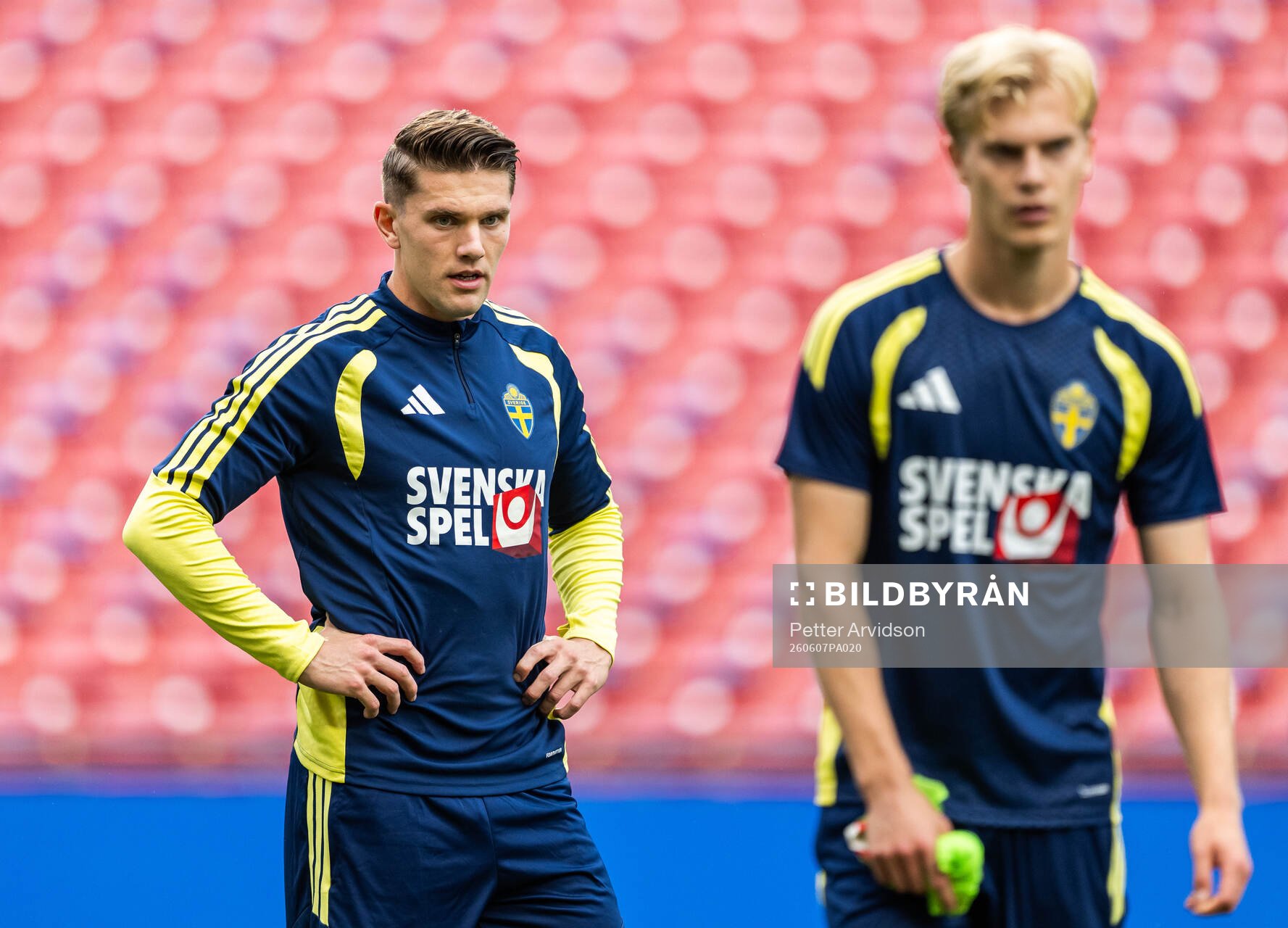 Viktor Gyökeres and Lucas Bergvall of the Swedish national