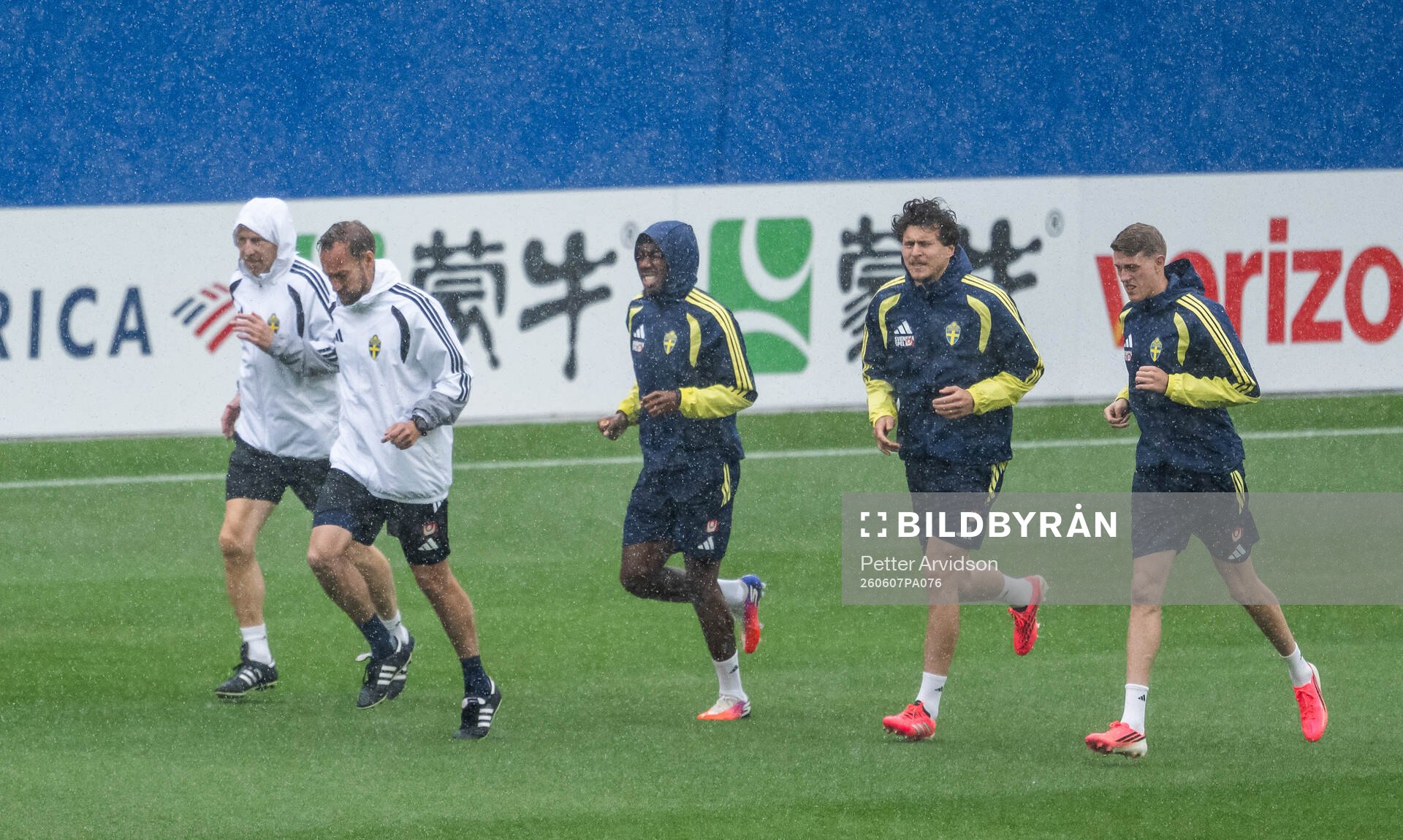 Anthony Elanga, Victor Nilsson Lindelöf and Alexander