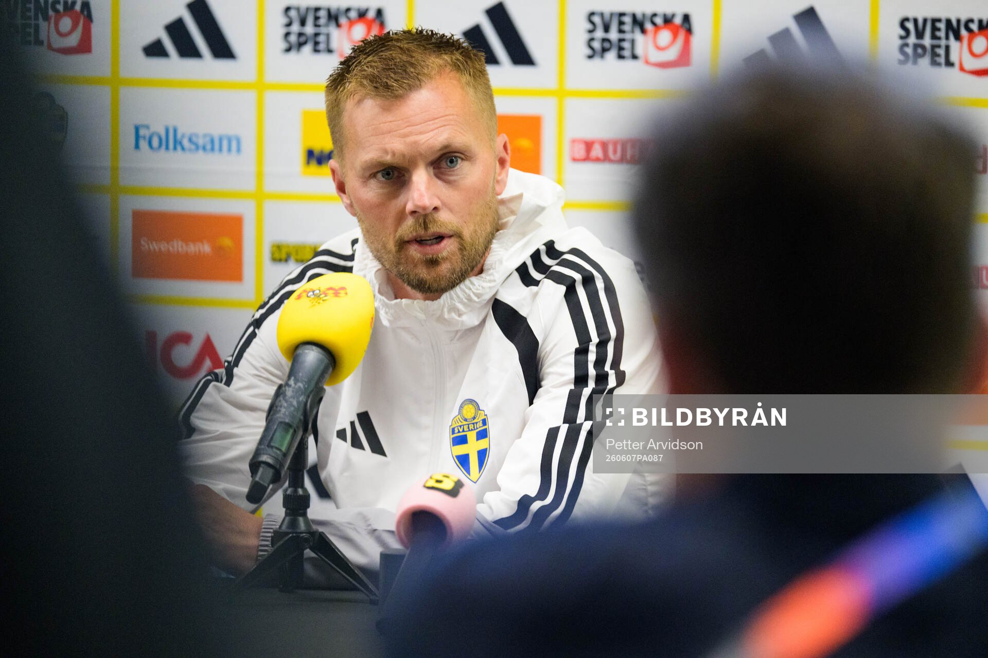 Assistant coach Sebastian Larsson of the Swedish men's