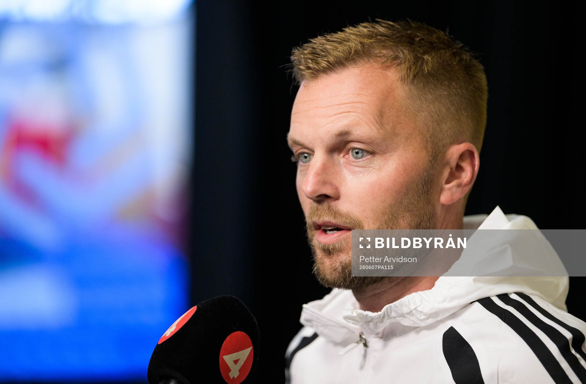 Assistant coach Sebastian Larsson of the Swedish men's