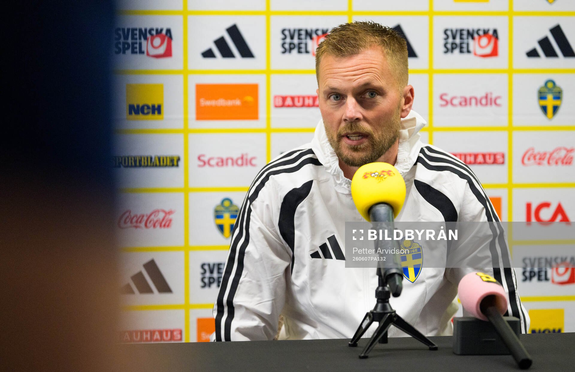 Assistant coach Sebastian Larsson of the Swedish men's