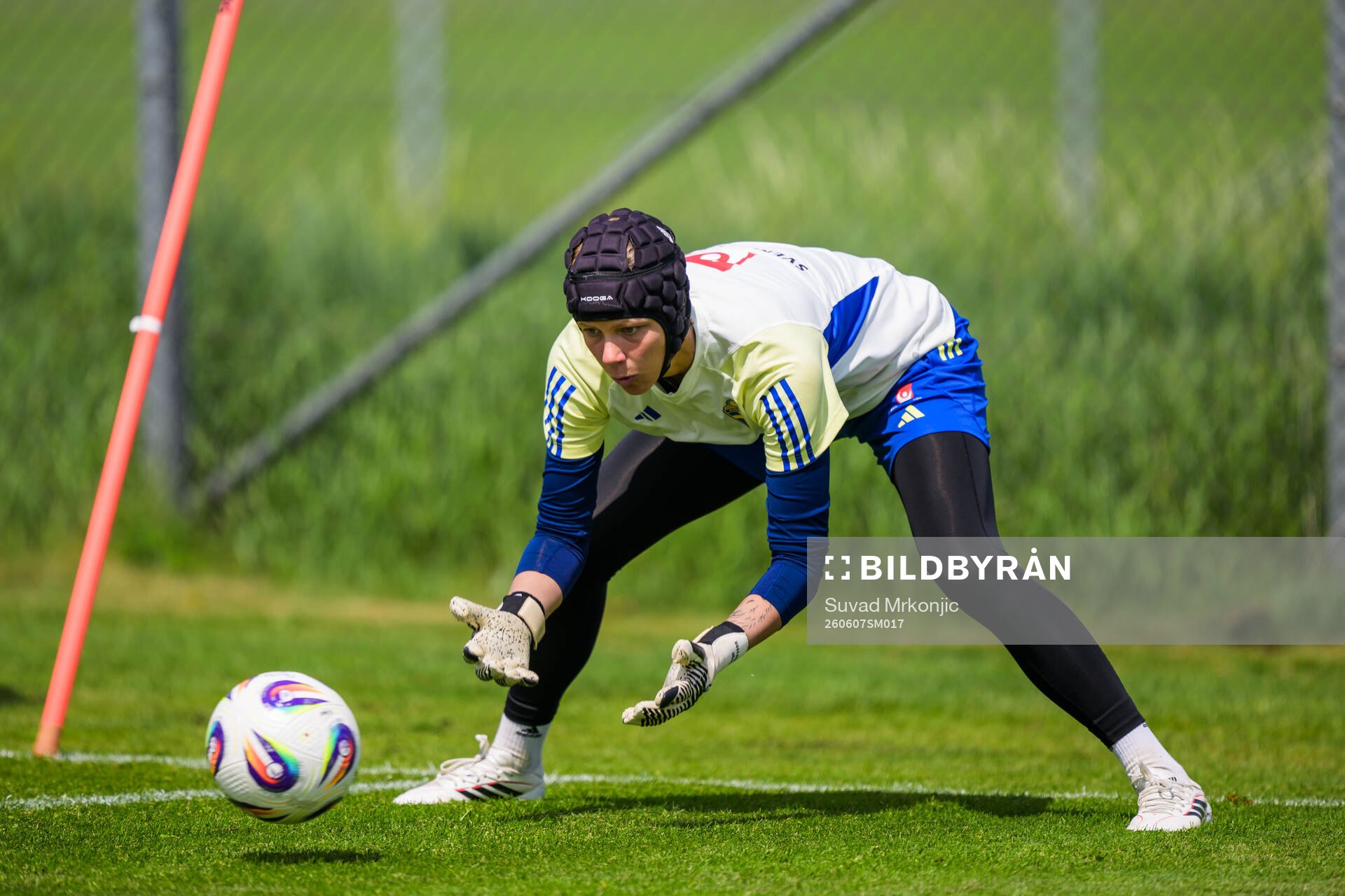 Goalkeeper Saga Andersson of Sweden