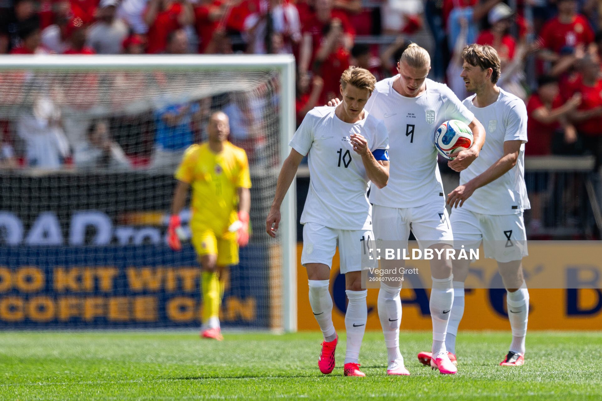Martin Ødegaard, Sander Berge and Erling Braut Haaland of