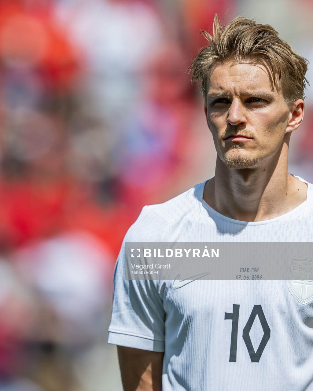 Martin Ødegaard of Norway line up