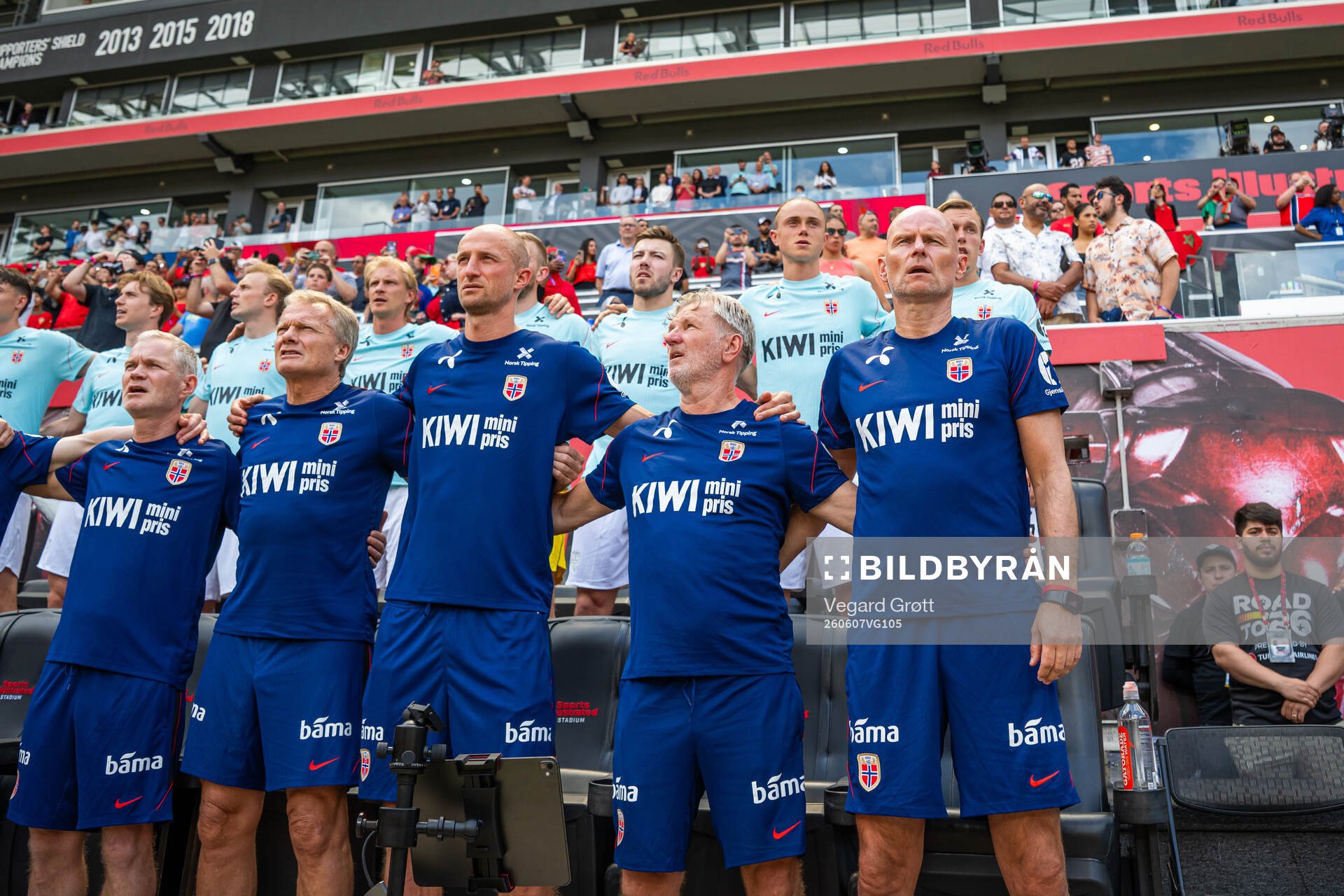 Head coach Ståle Solbakken of Norway with his coaching