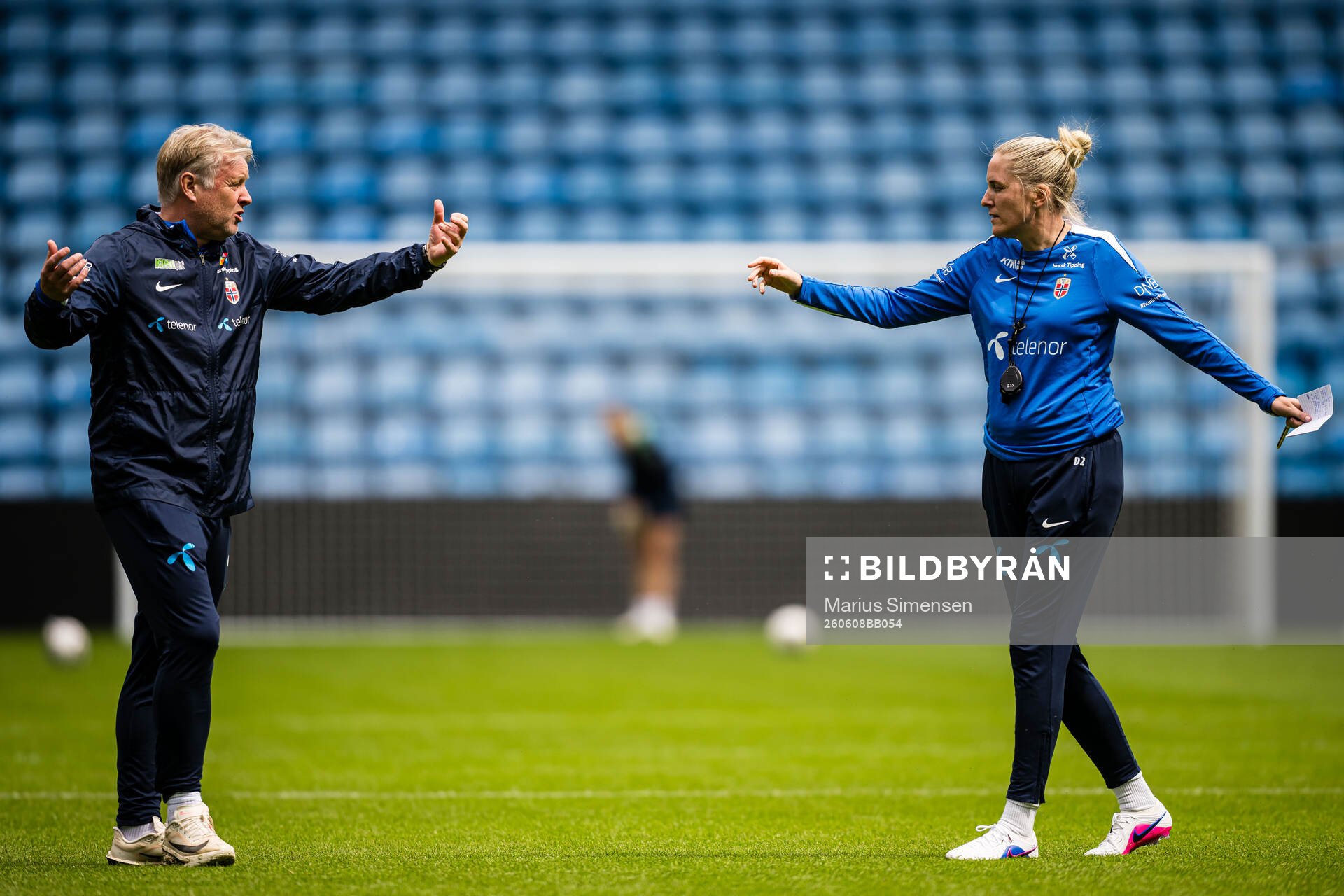 Assistant coach Kjetil Lone and head coach Gemma Grainger