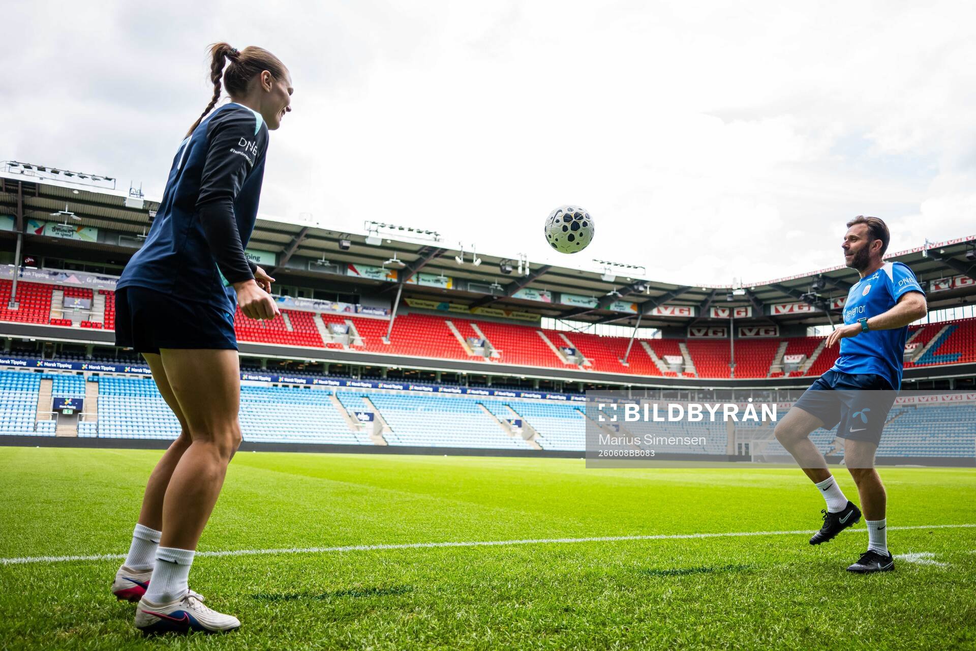 Assistant coach Mikey Harris of the Norwegian women’s