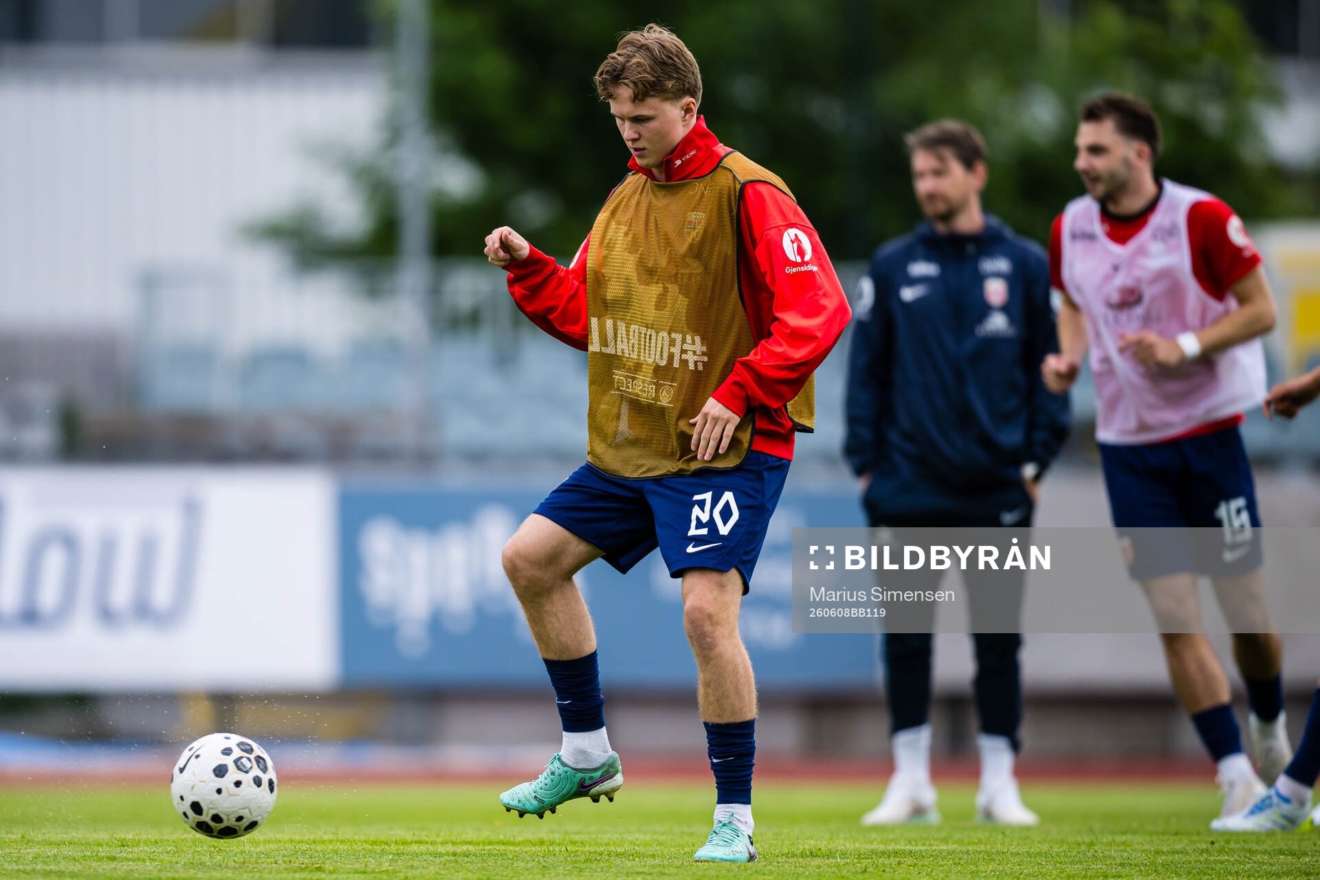 Kristian Lonebu of Norway warms up
