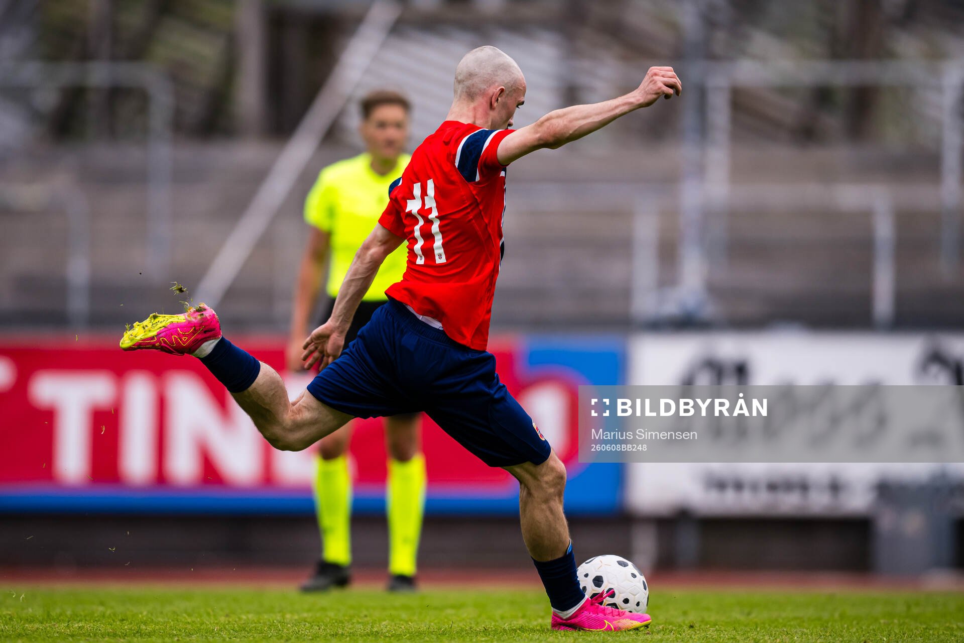 Marius Broholm of Norway missing a chance to score