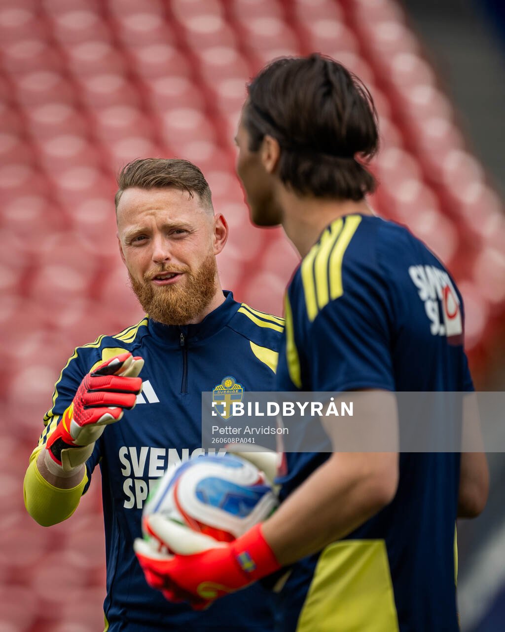 Goalkeeper Viktor Johansson and goalkeeper Jacob Widell