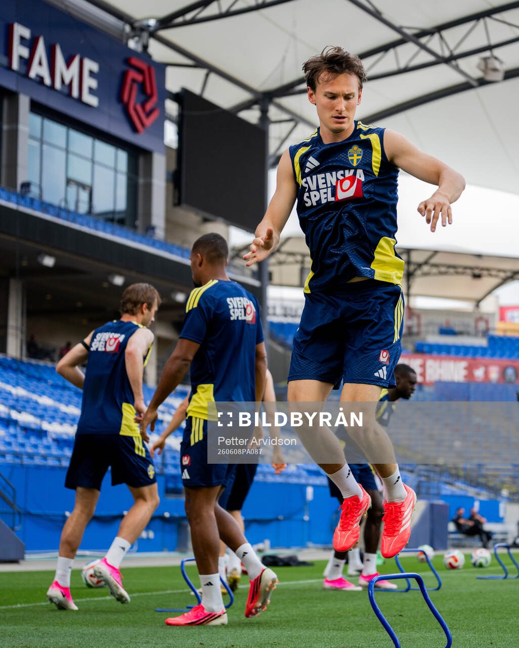 Hjalmar Ekdal of the Swedish national football team at a