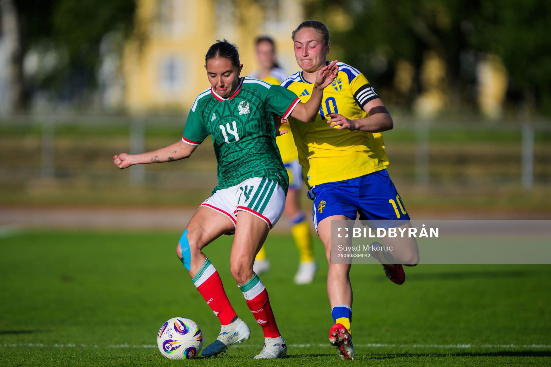 Tanna Sánchez Carreto of Mexico and Wilma Leidhammar of