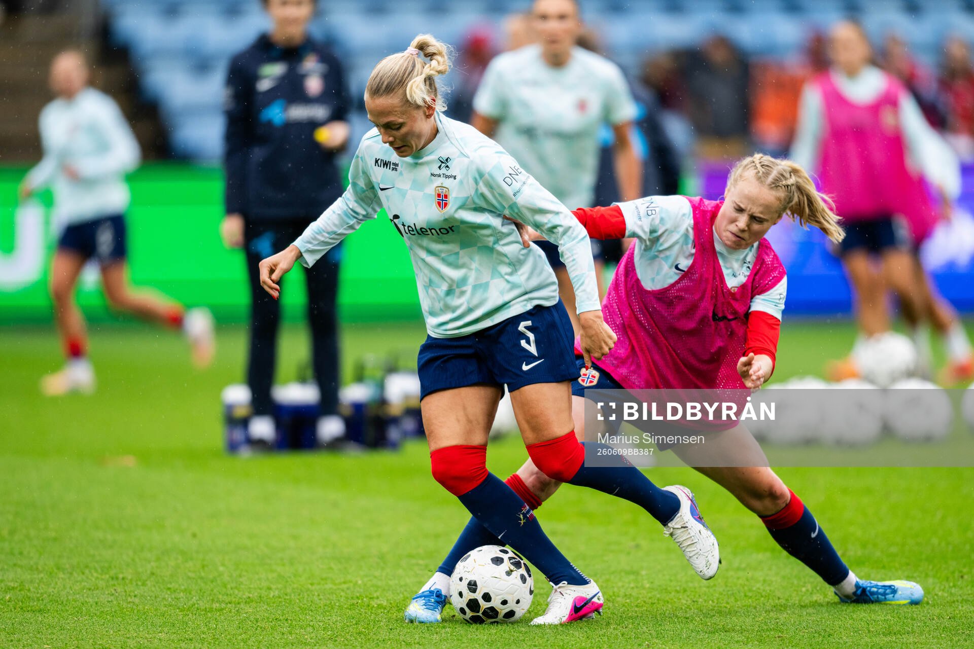 Guro Bergsvand and Julie Blakstad of Norway