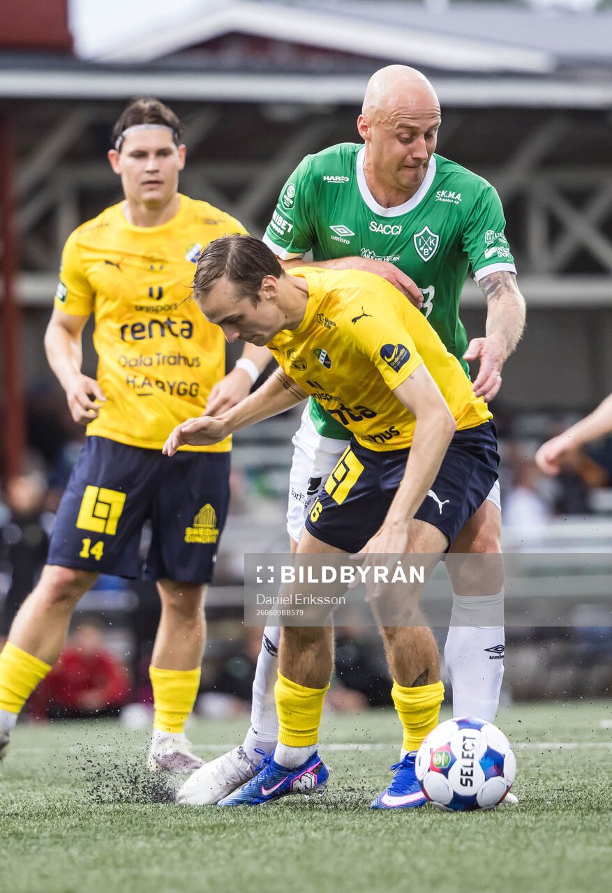 Ljungskiles Emilio Reljanovic och Brages Anton Lundin