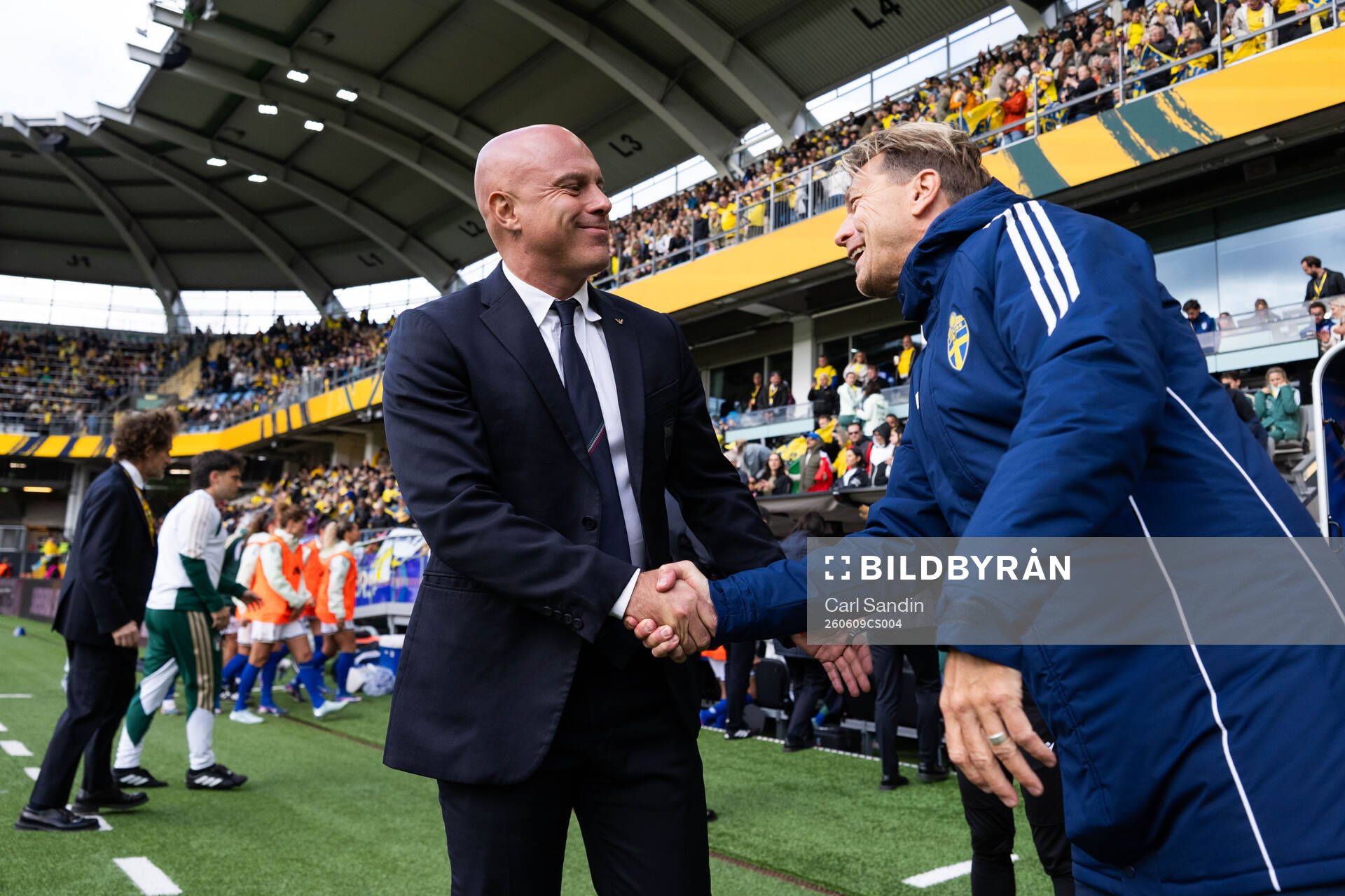 Head coach Andrea Soncin of Italy and Head coach Tony