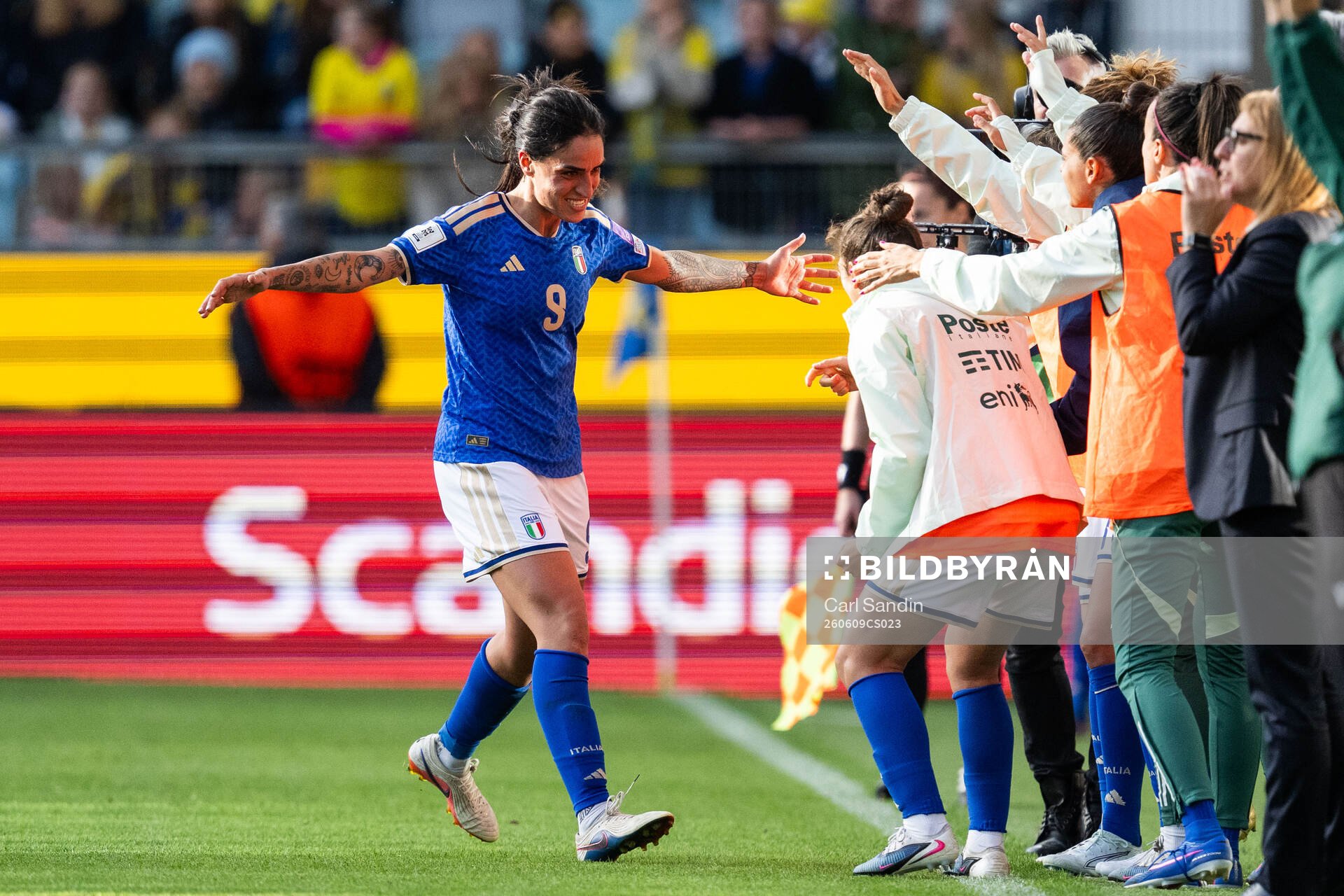 Martina Piemonte of Italy celebrates