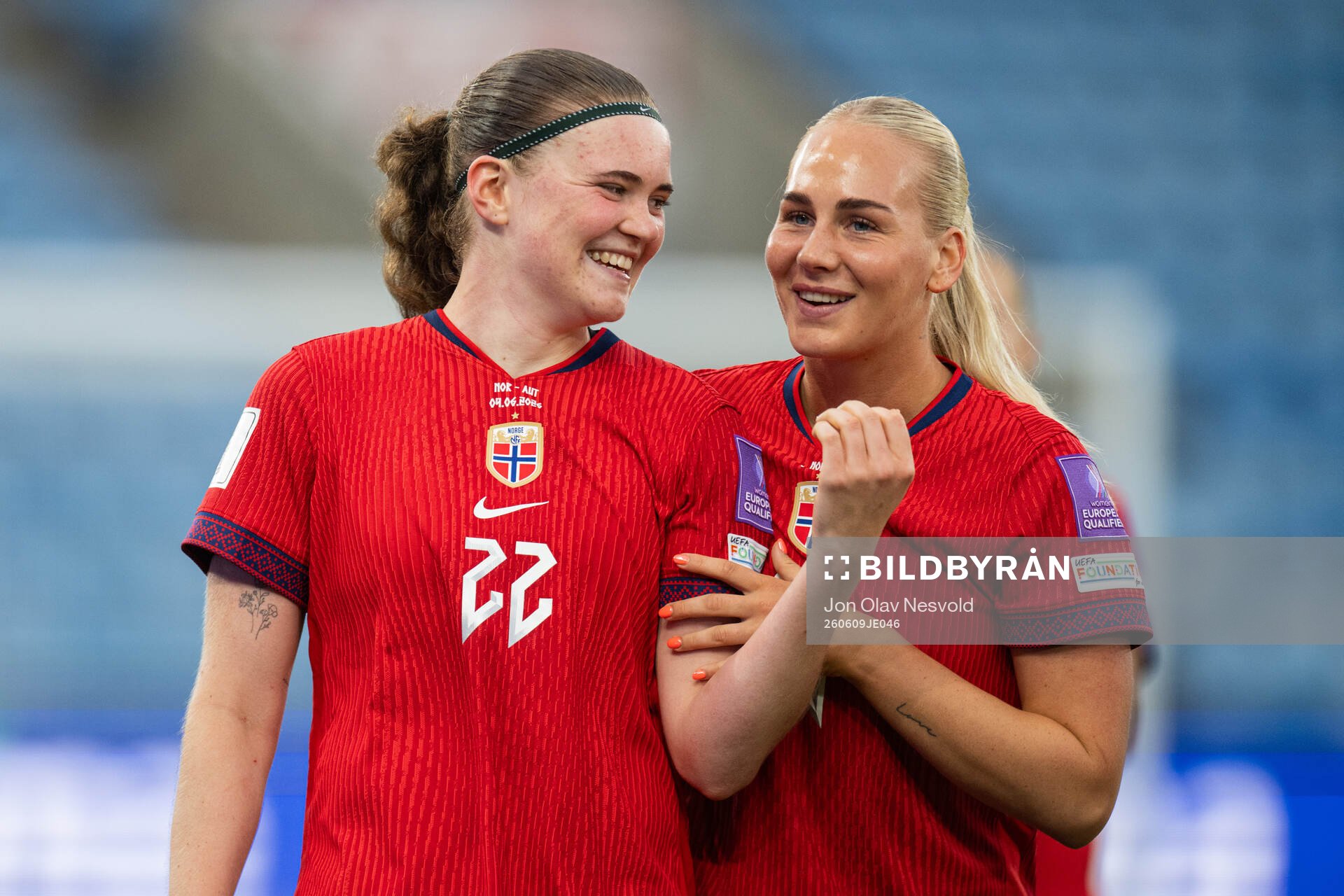Signe Gaupset and Cathinka Tandberg of Norway