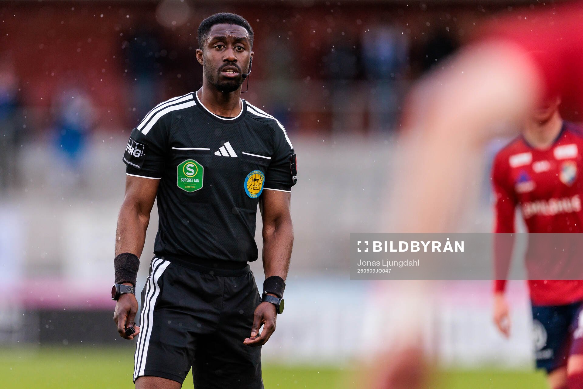 Domare Fredrik Oppong