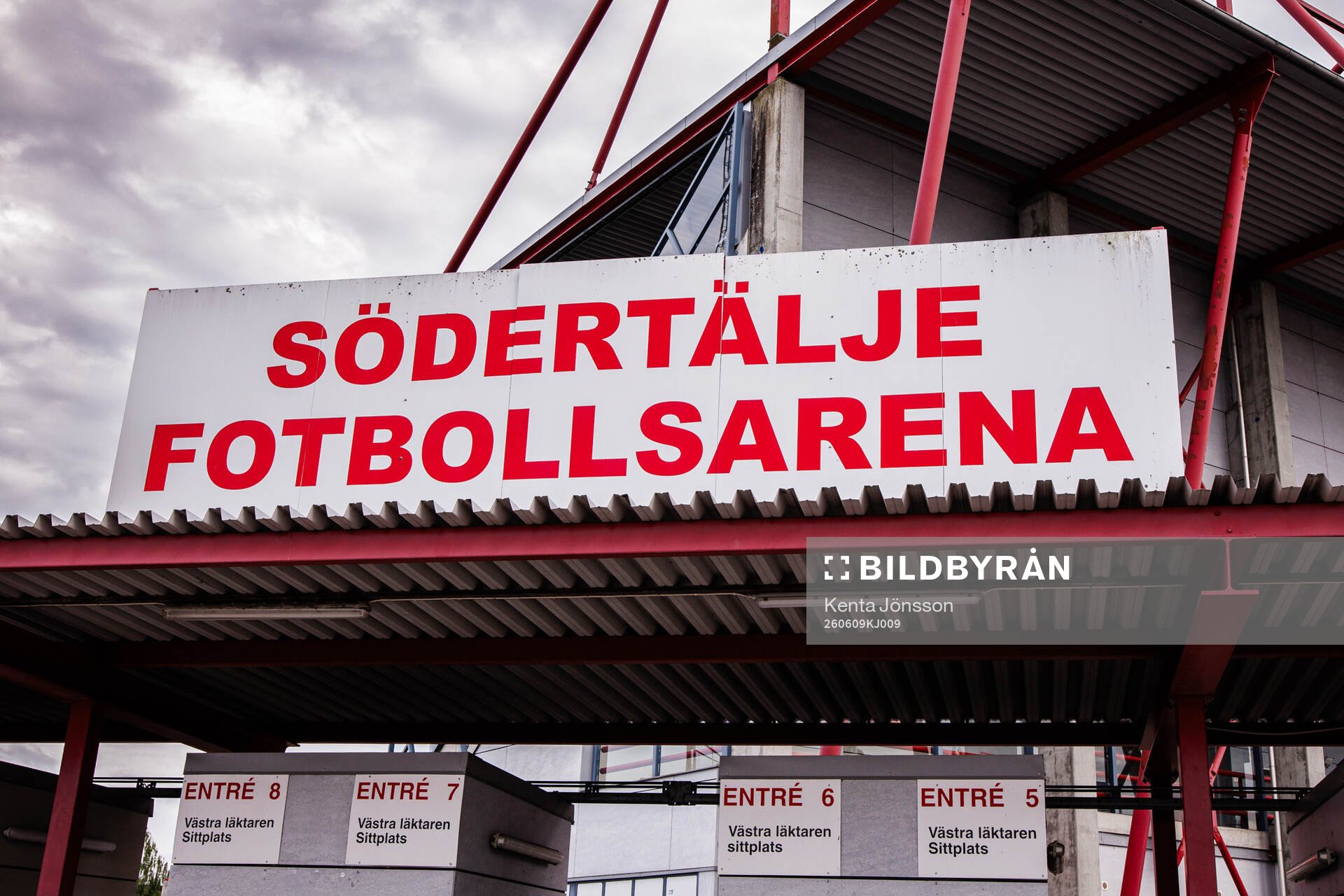 Exteriör av Södertälje Fotbollsarena