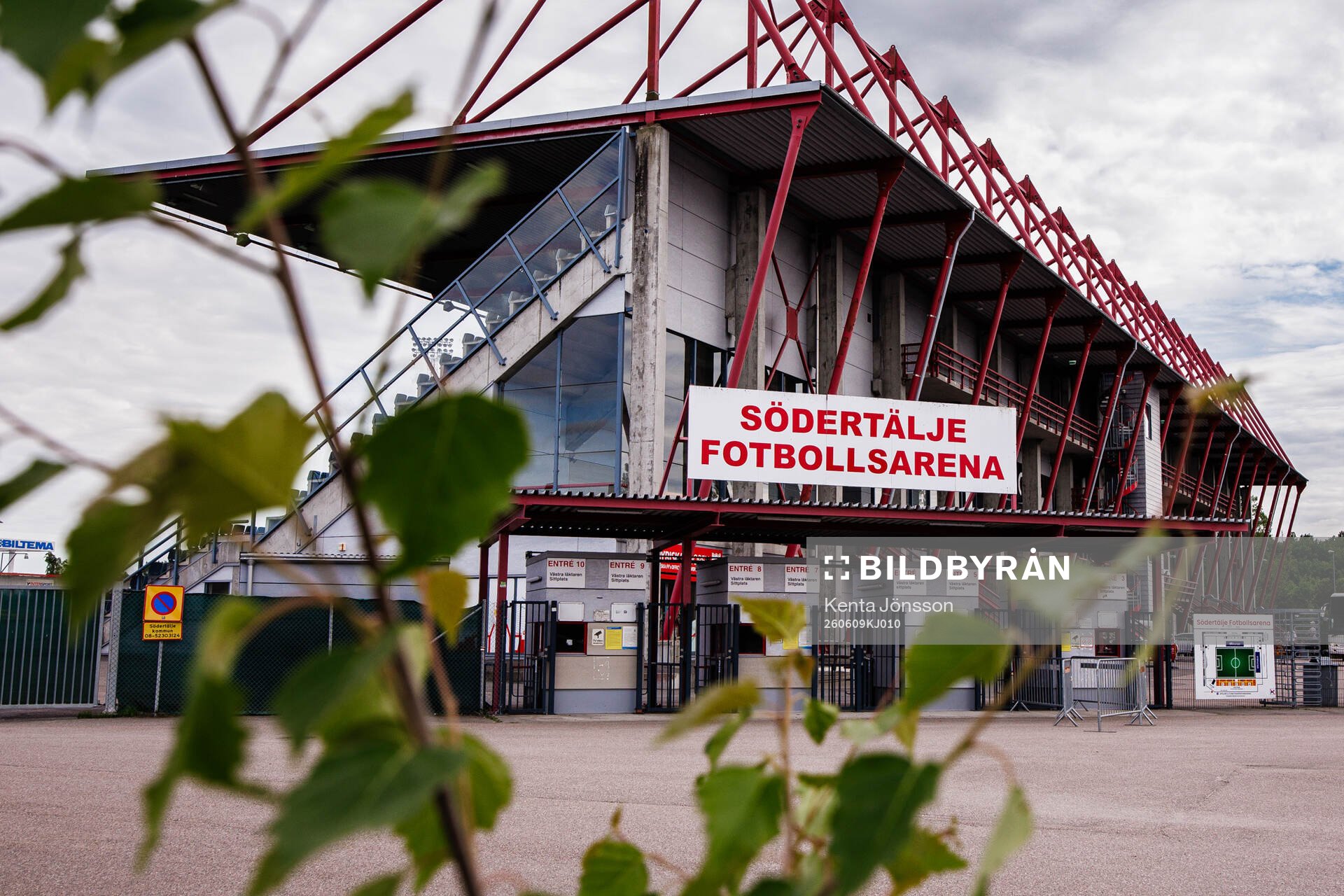 Exteriör av Södertälje Fotbollsarena