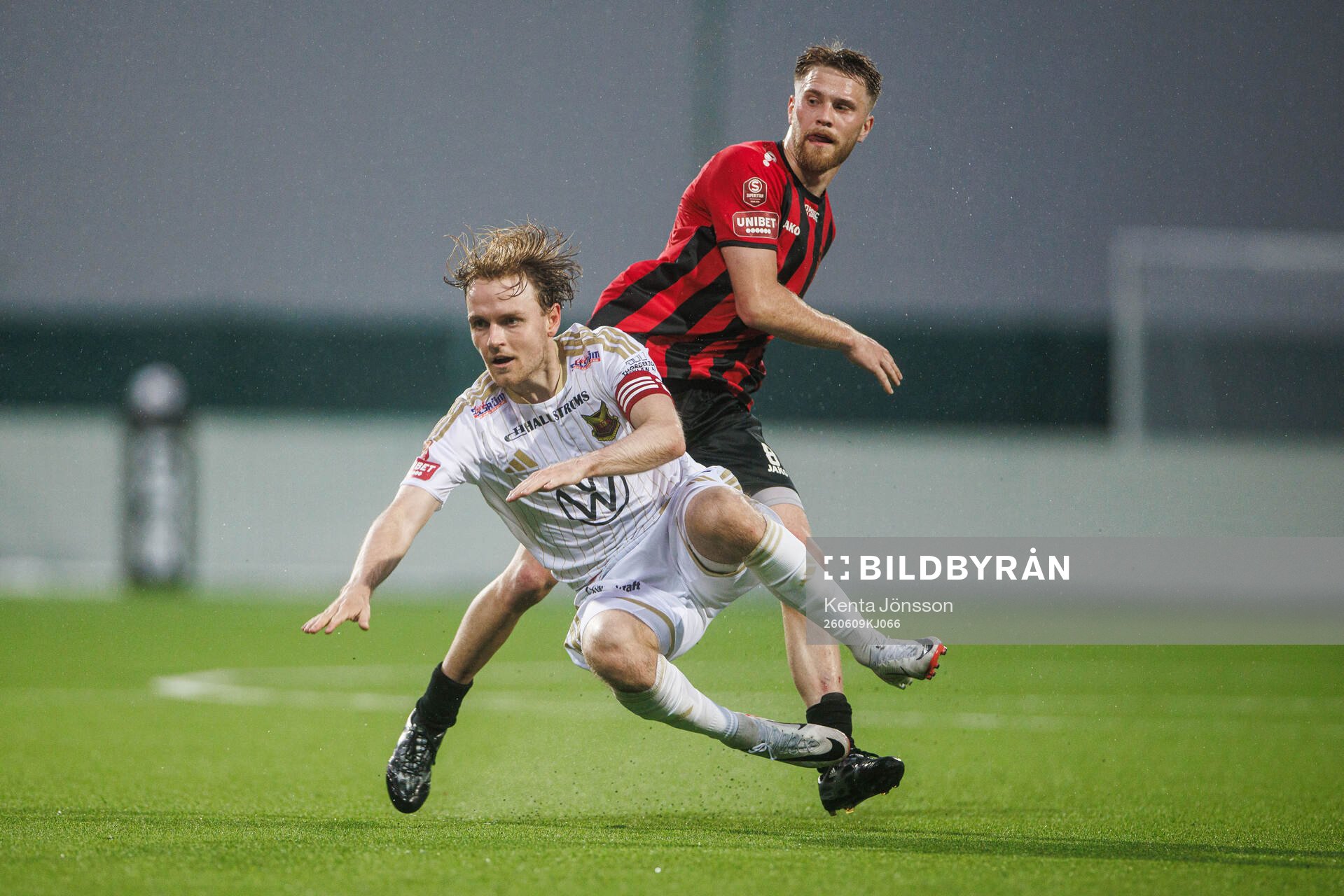Östersunds Simon Marklund och Nordic Uniteds Teo Grönborg