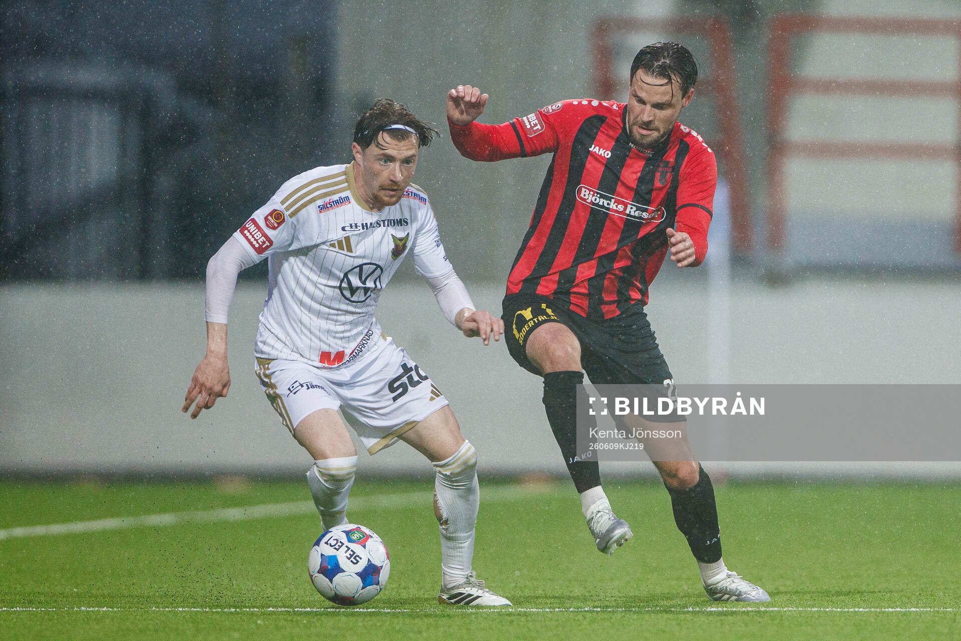 Östersunds Daniel Miljanovic och Nordic Uniteds Niklas