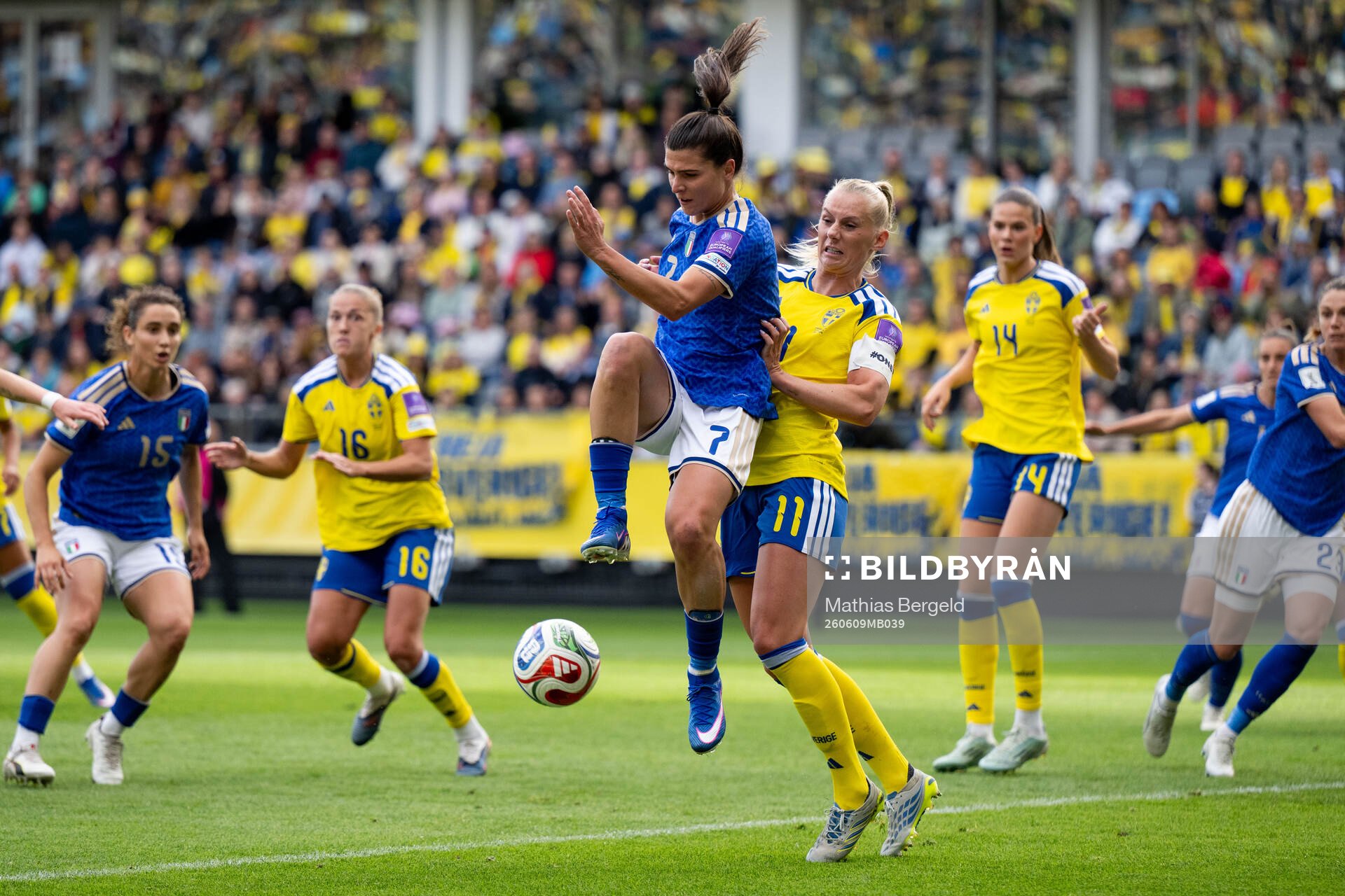 Sofia Cantore of Italy and Stina Blackstenius of Sweden