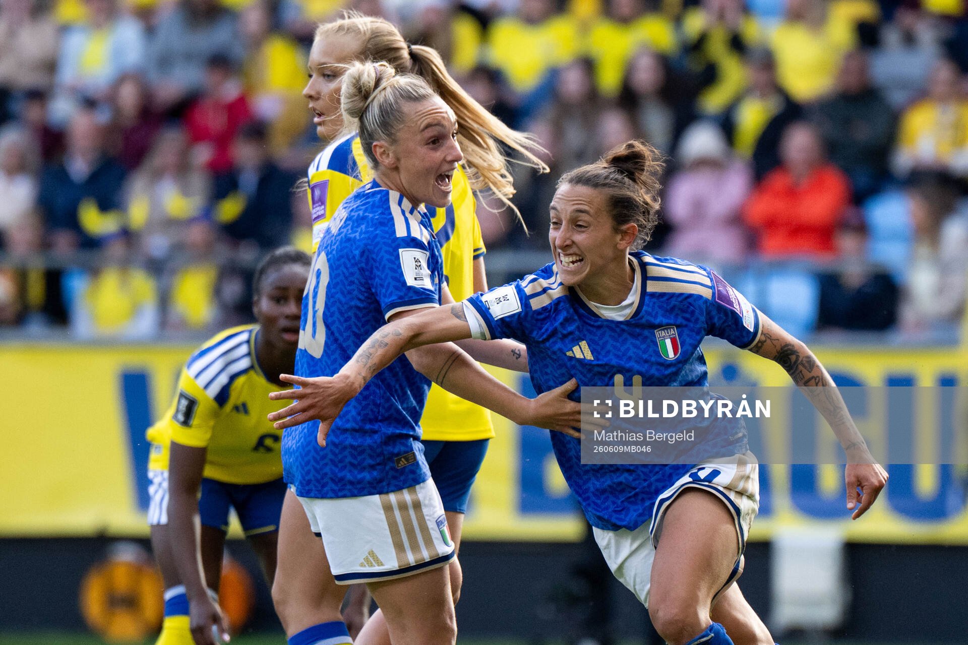 Federica D'Auria of Italy celebrates