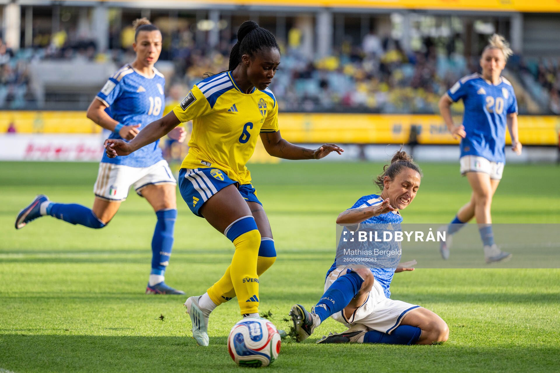 Monica Jusu Bah of Sweden and Federica D'Auria of Italy